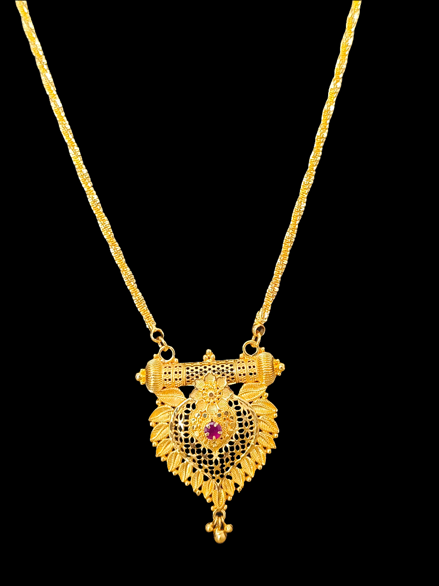 Micro gold Chain with Pendant