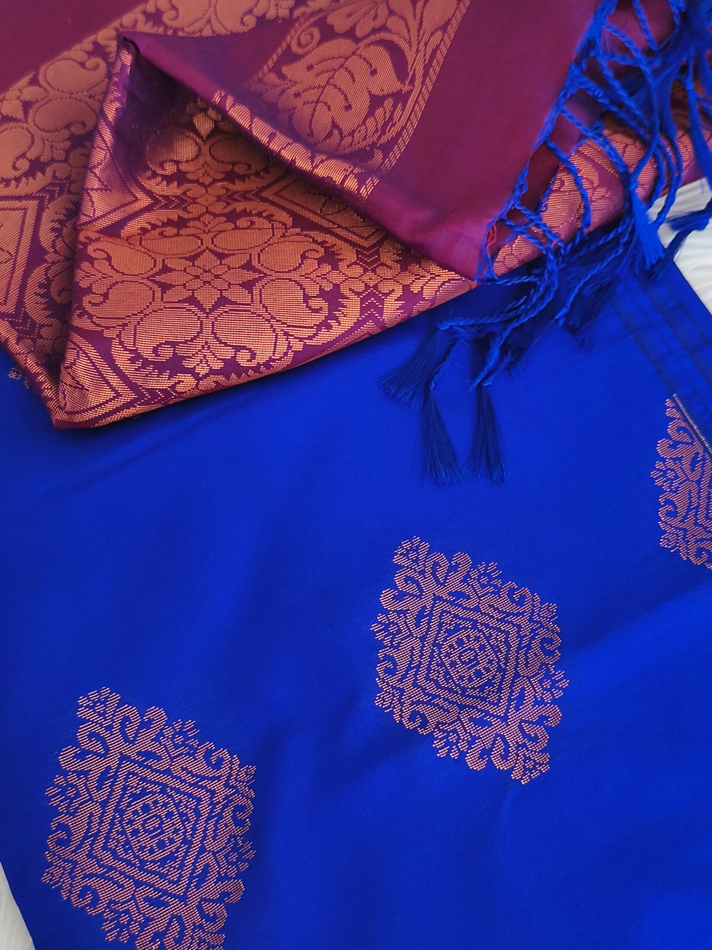 Border less Soft Silk Saree