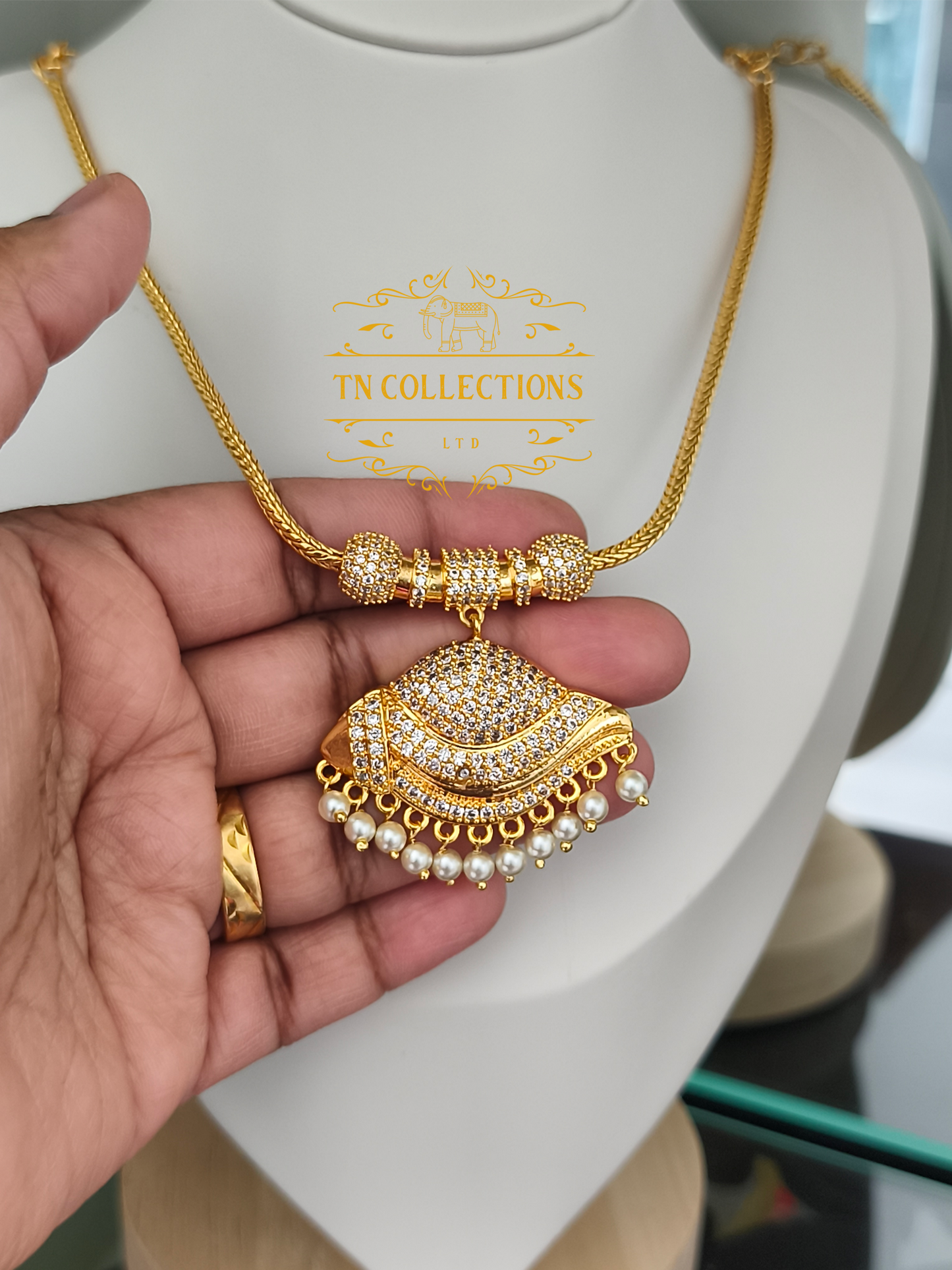 Micro Gold-Plated Traditional Sangu Attiyal (Full white stones)