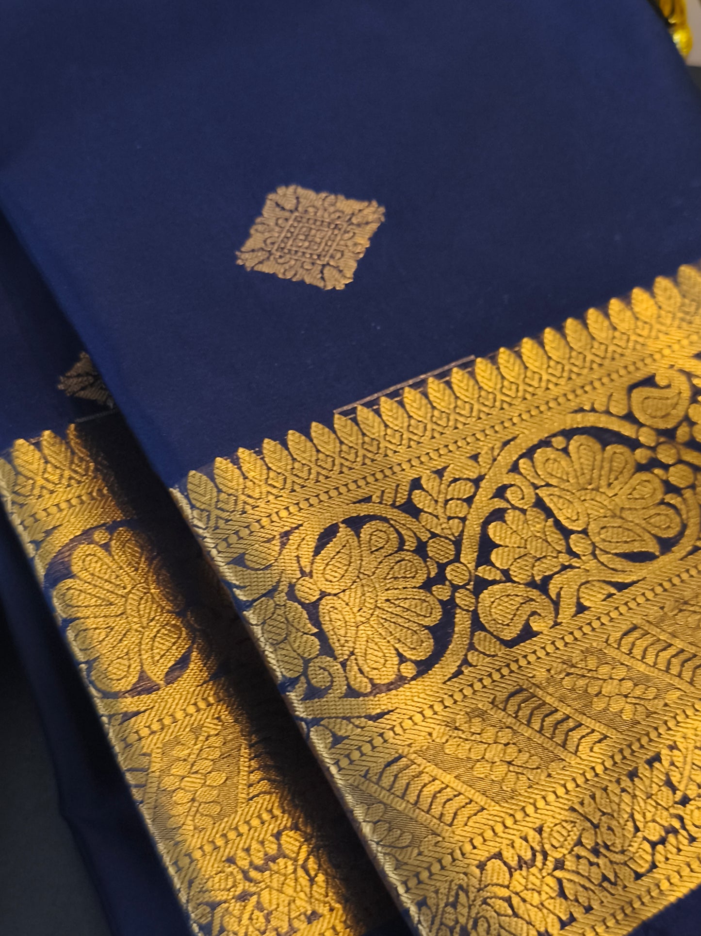 Kanchi butta Silk Saree