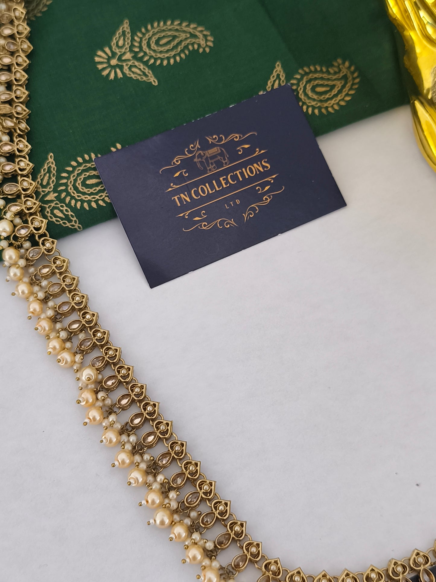 Antique finish hip chain