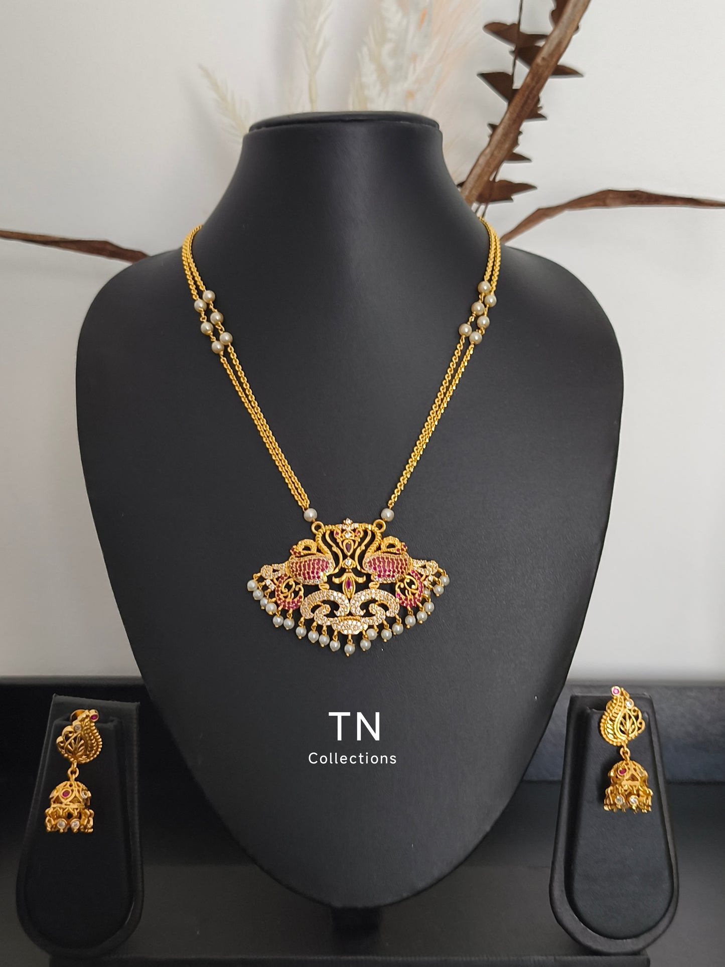 Micro gold plated pathakkam chain with pendant and earrings