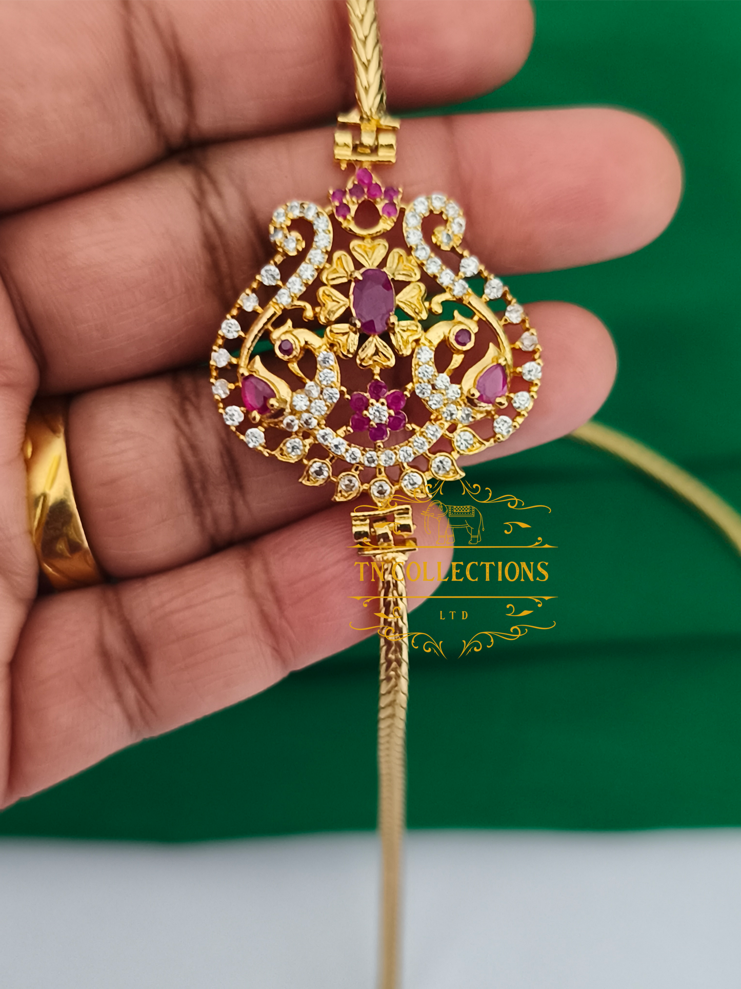 Micro Gold-Plated Traditional Mugappu Kodi