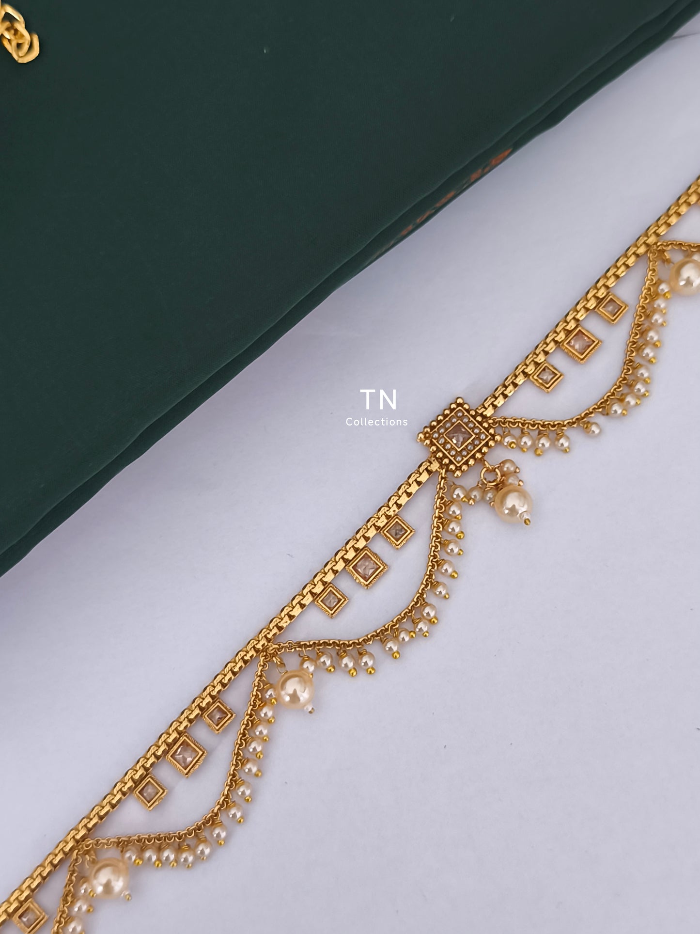 Antique Polish Hip Chain (Full white stones & pearls)