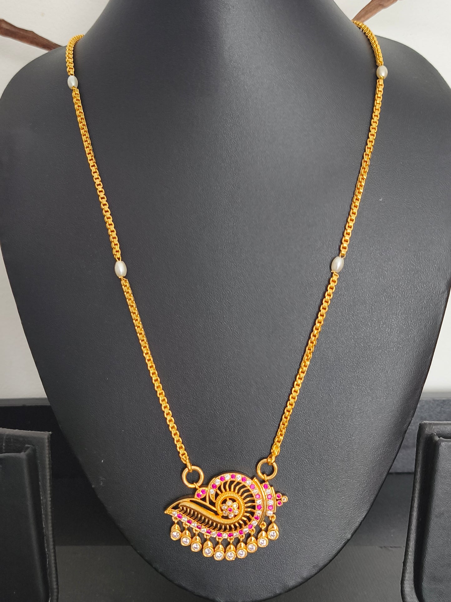 Micro gold Sangu pathakkam