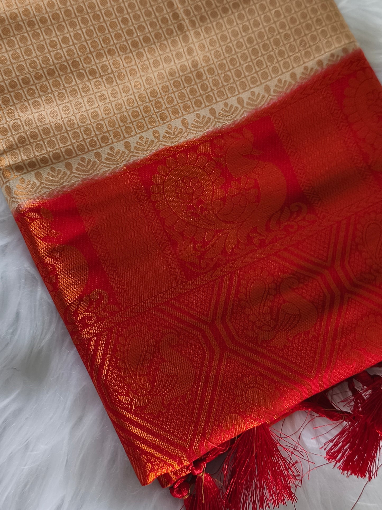 Lightweight Soft Kubera pattu saree
