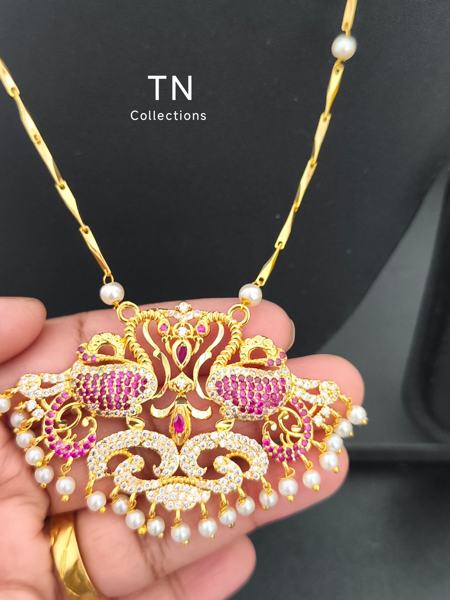 Micro gold plated pathakkam chain with pendant and earrings