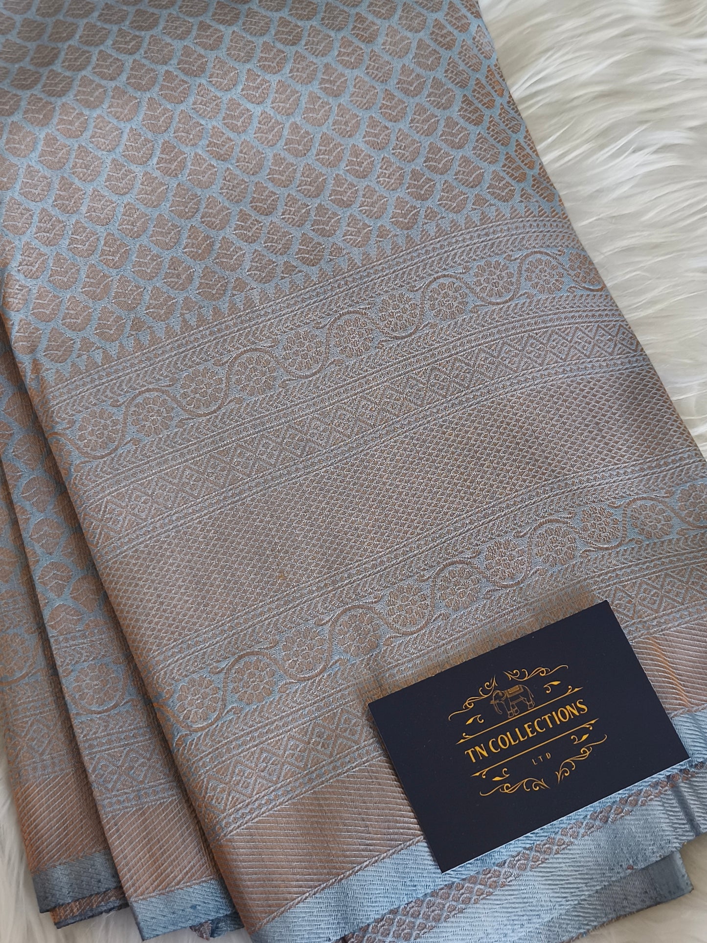 Soft Kubera Pattu Saree with running blouse and rich pallu