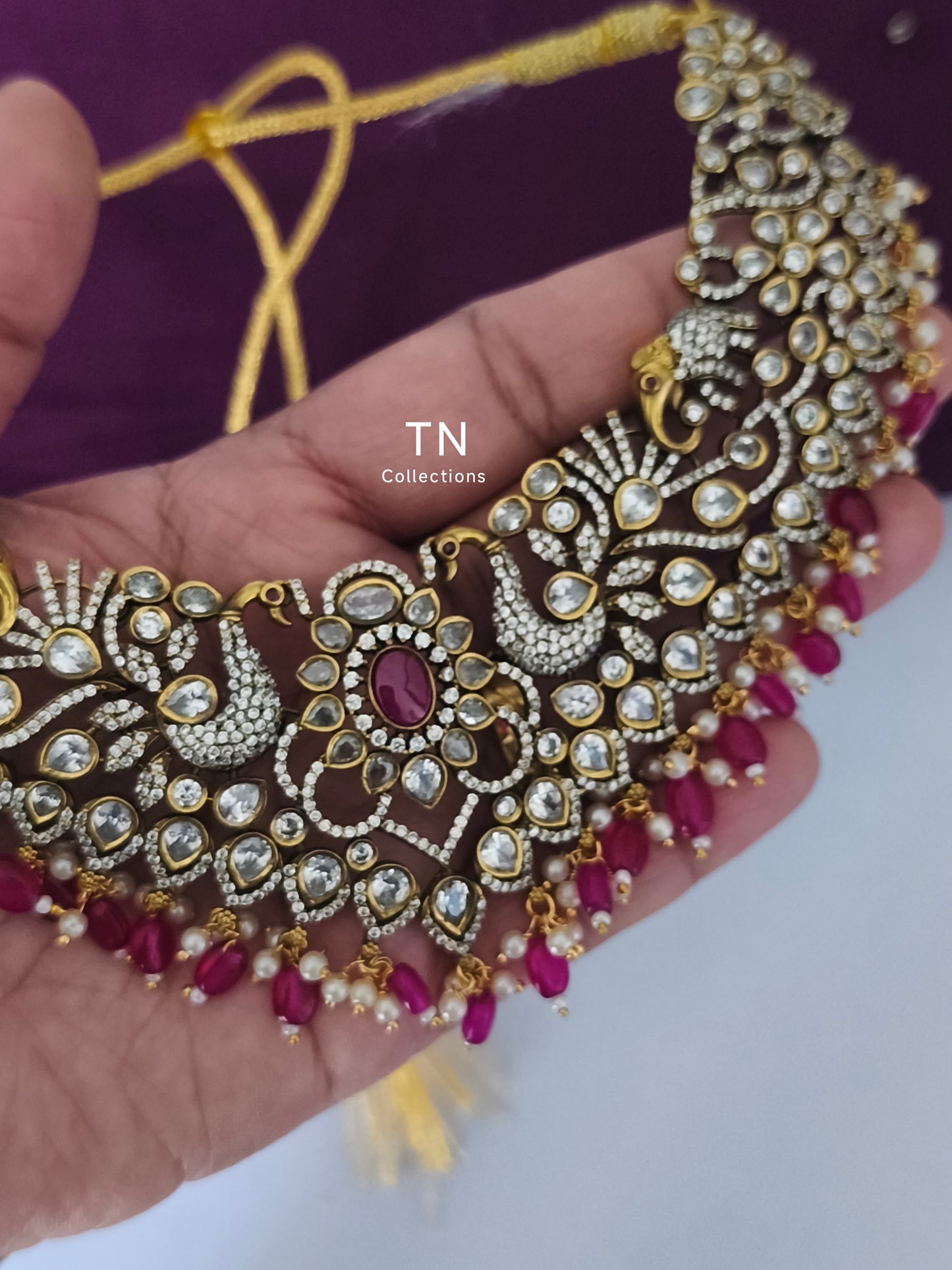 Victoria Finish Choker Necklace Set (Rani Pink)