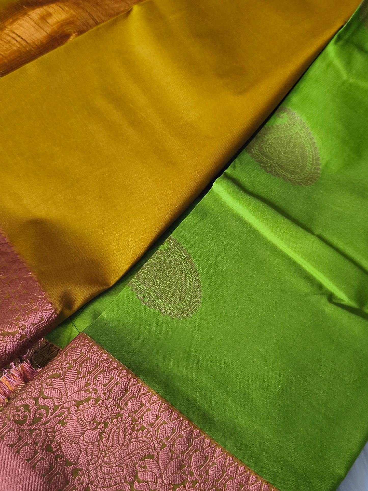Kanchi Semi silk saree with contrast blouse and pallu.