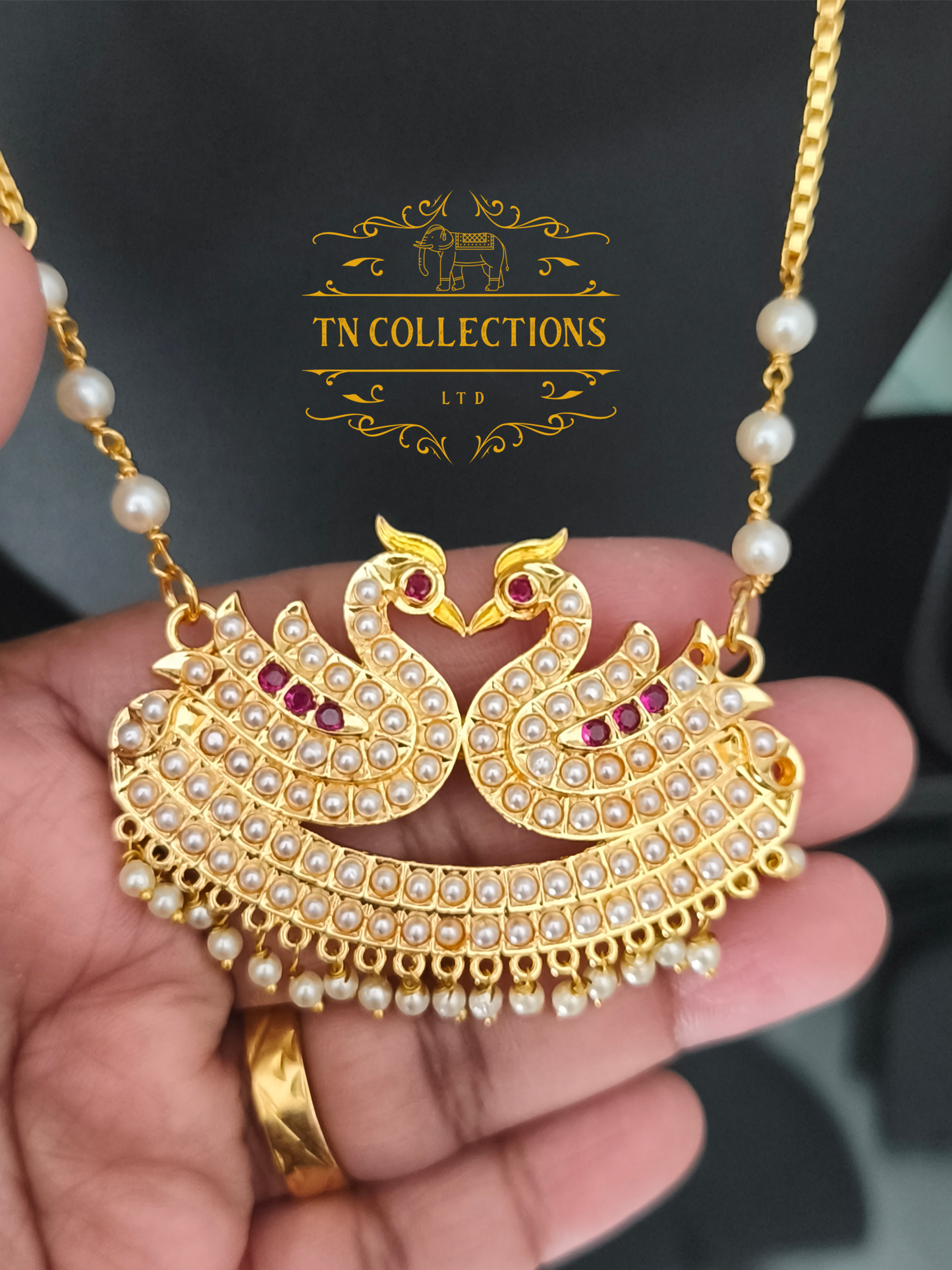 Micro Gold-Plated Traditional Pearl Pathakkam (Ruby & white)