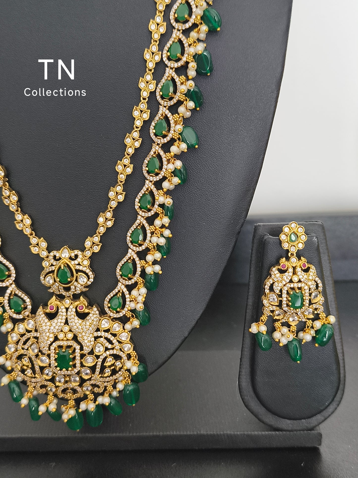 Victorian Finish Green Semi Bridal Set/Wedding jewellery set