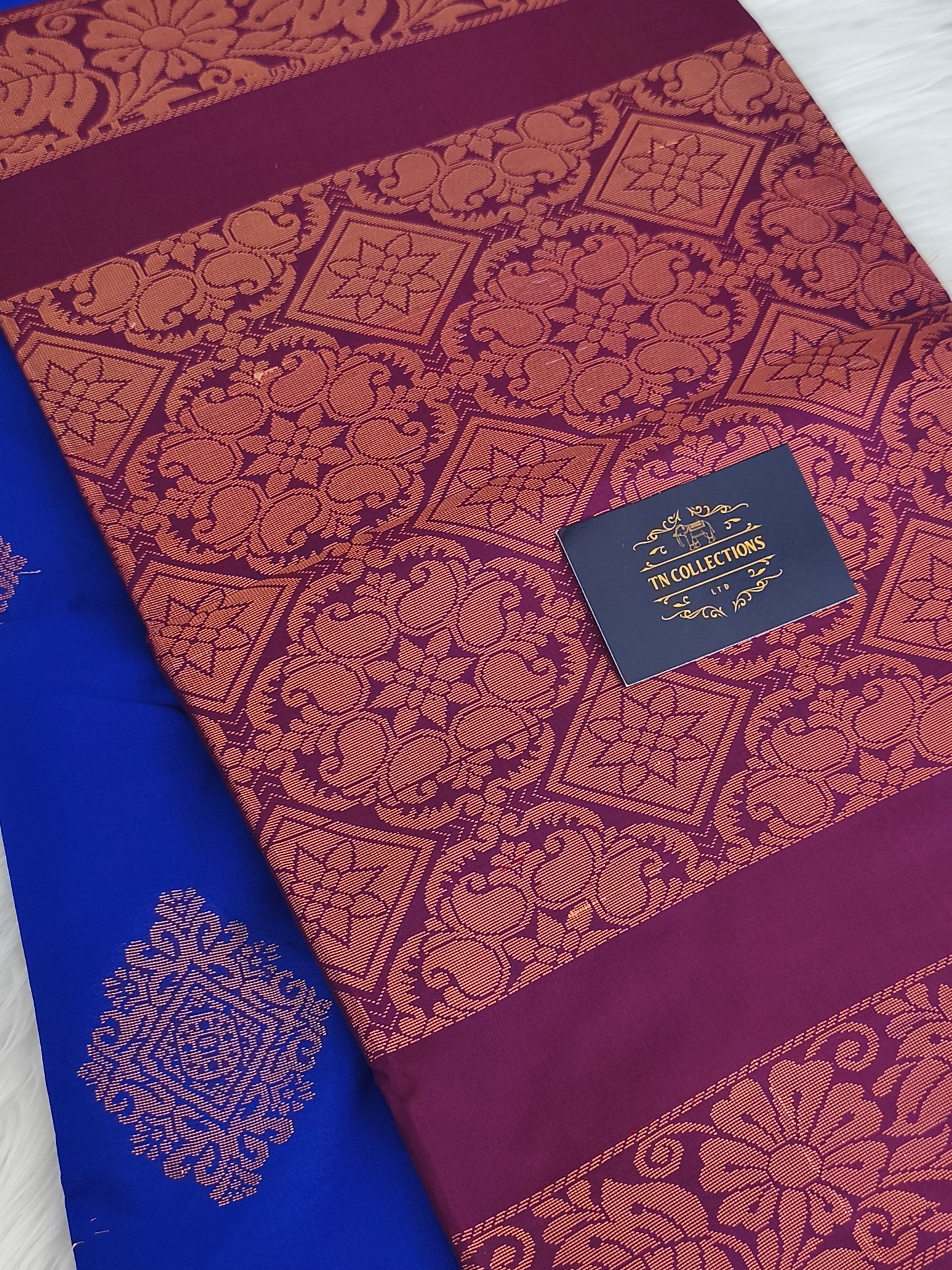 Border less Soft Silk Saree