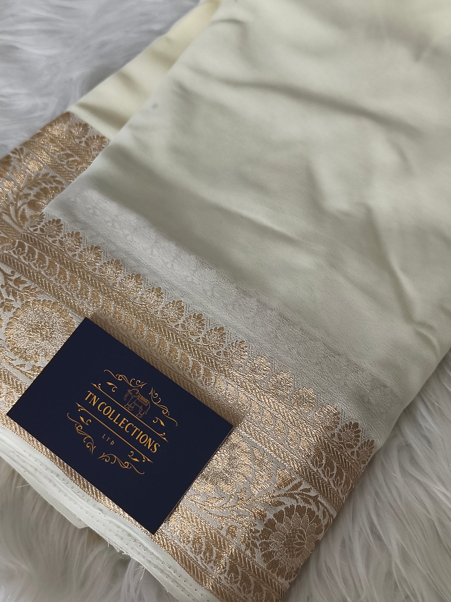 White Soft lightweight Chiffon Sarees