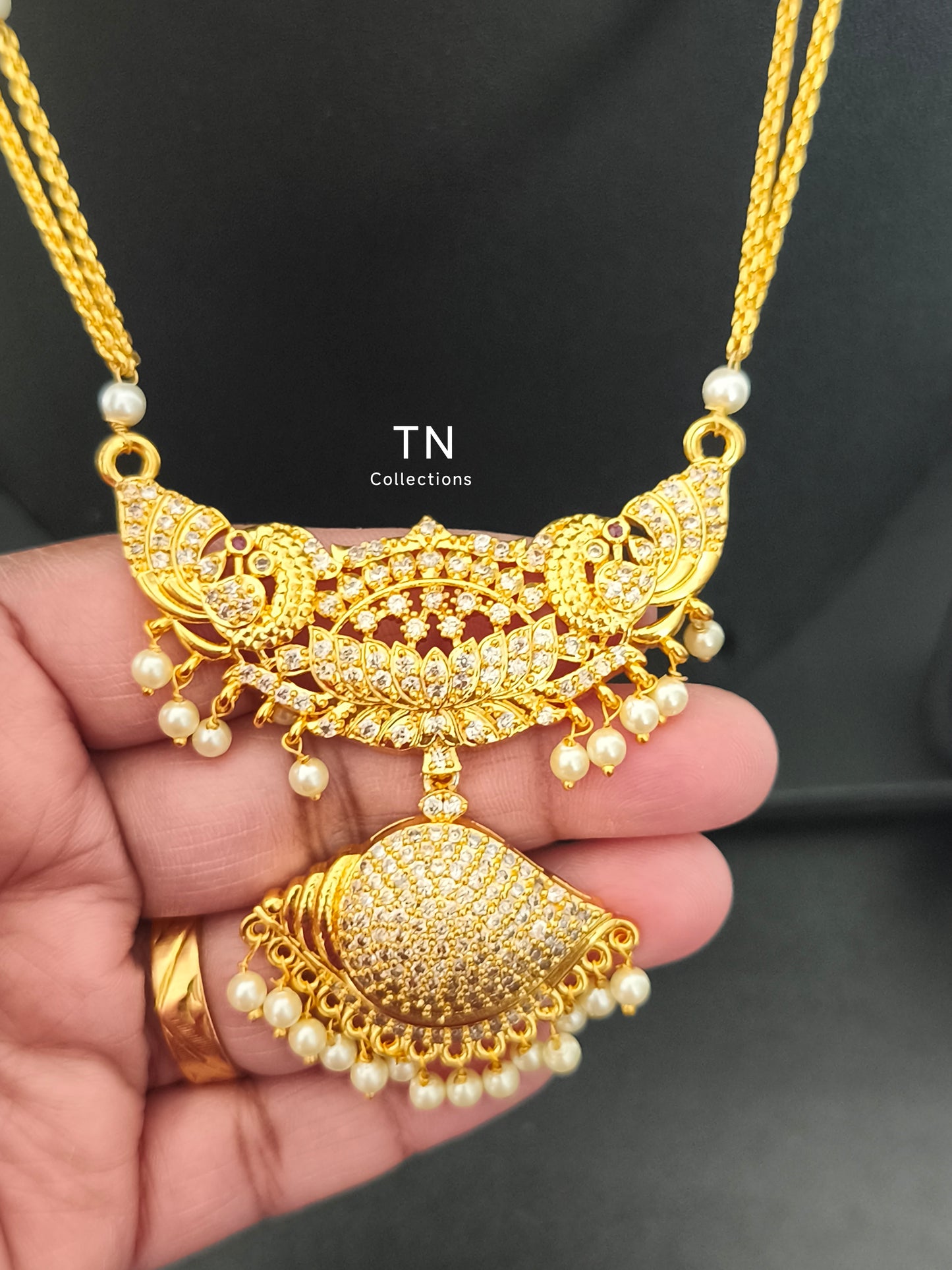 Unique Micro gold plated Pathakkam with pearl chain