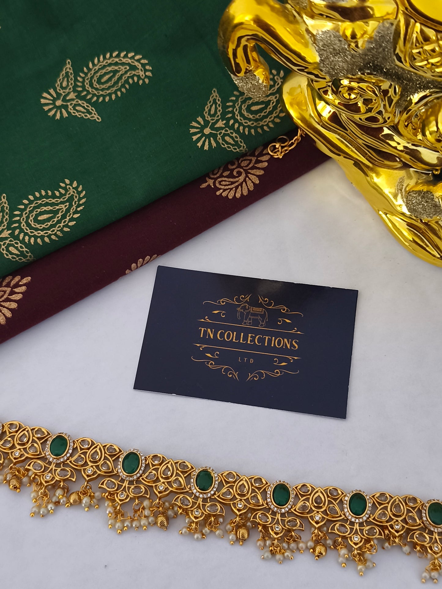 Kemp & AD stone hip chain