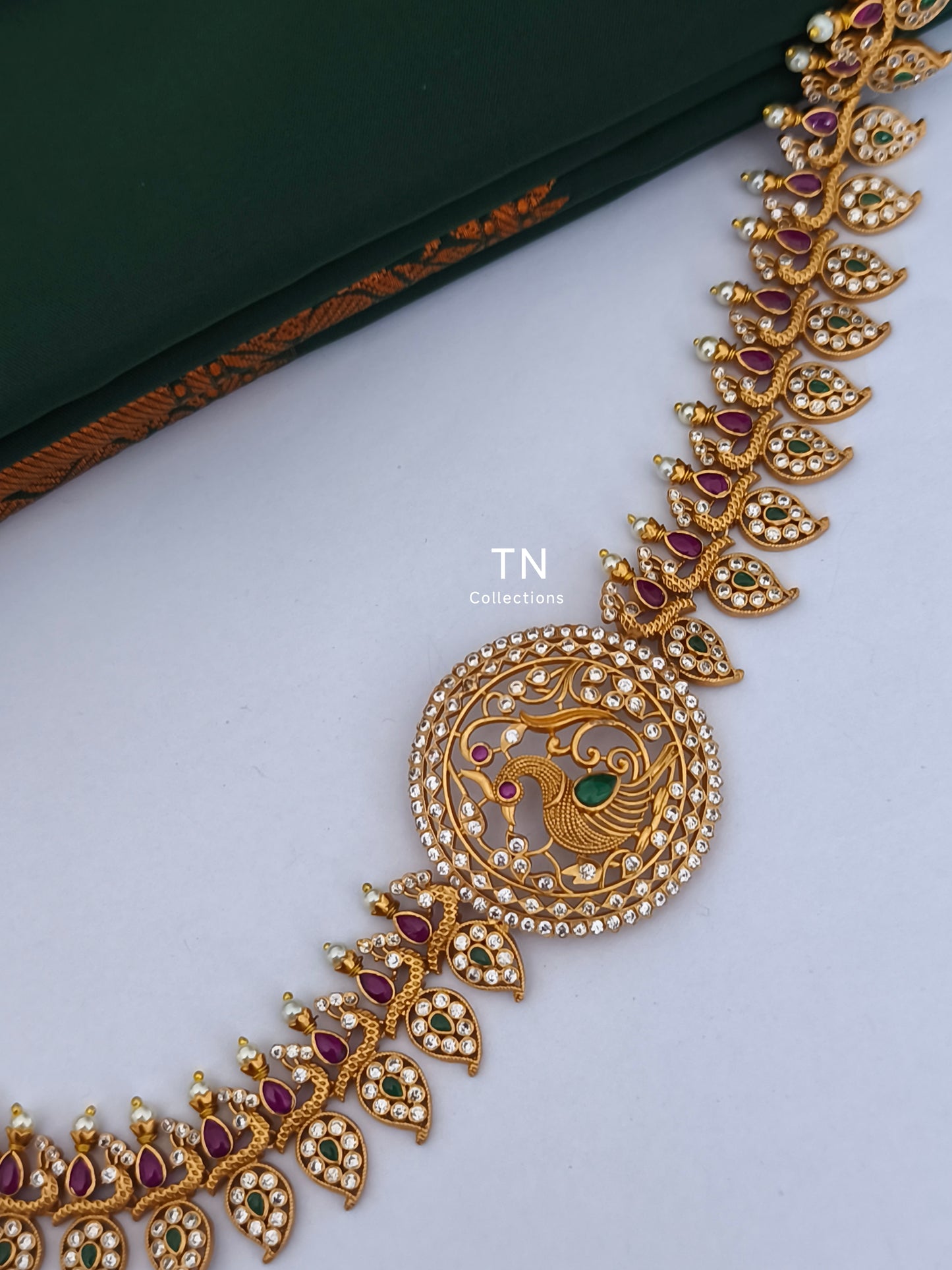 Matte Finish Kemp Stone Hip Chain