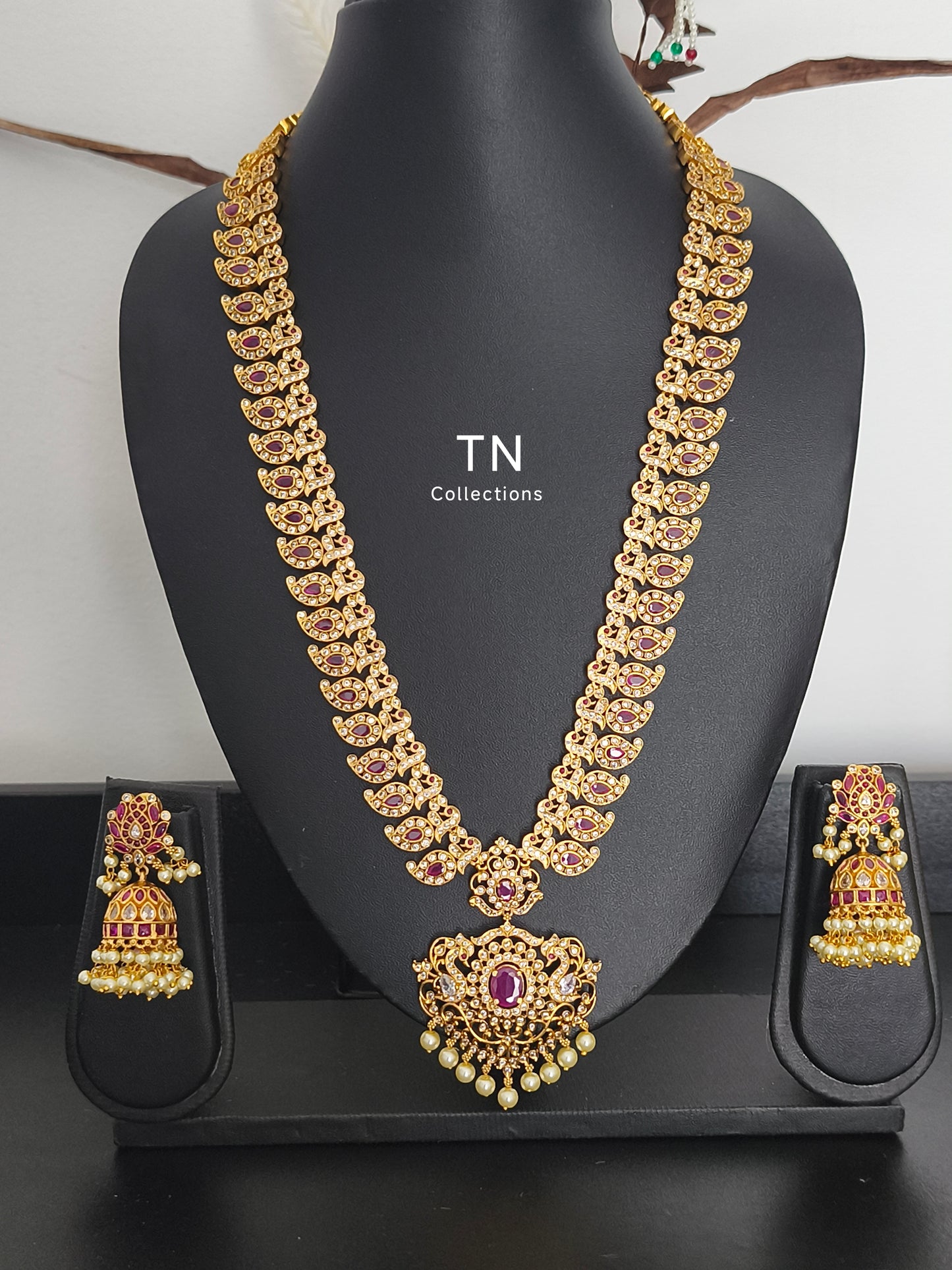 Matte gold Ruby Long Haram with earrings