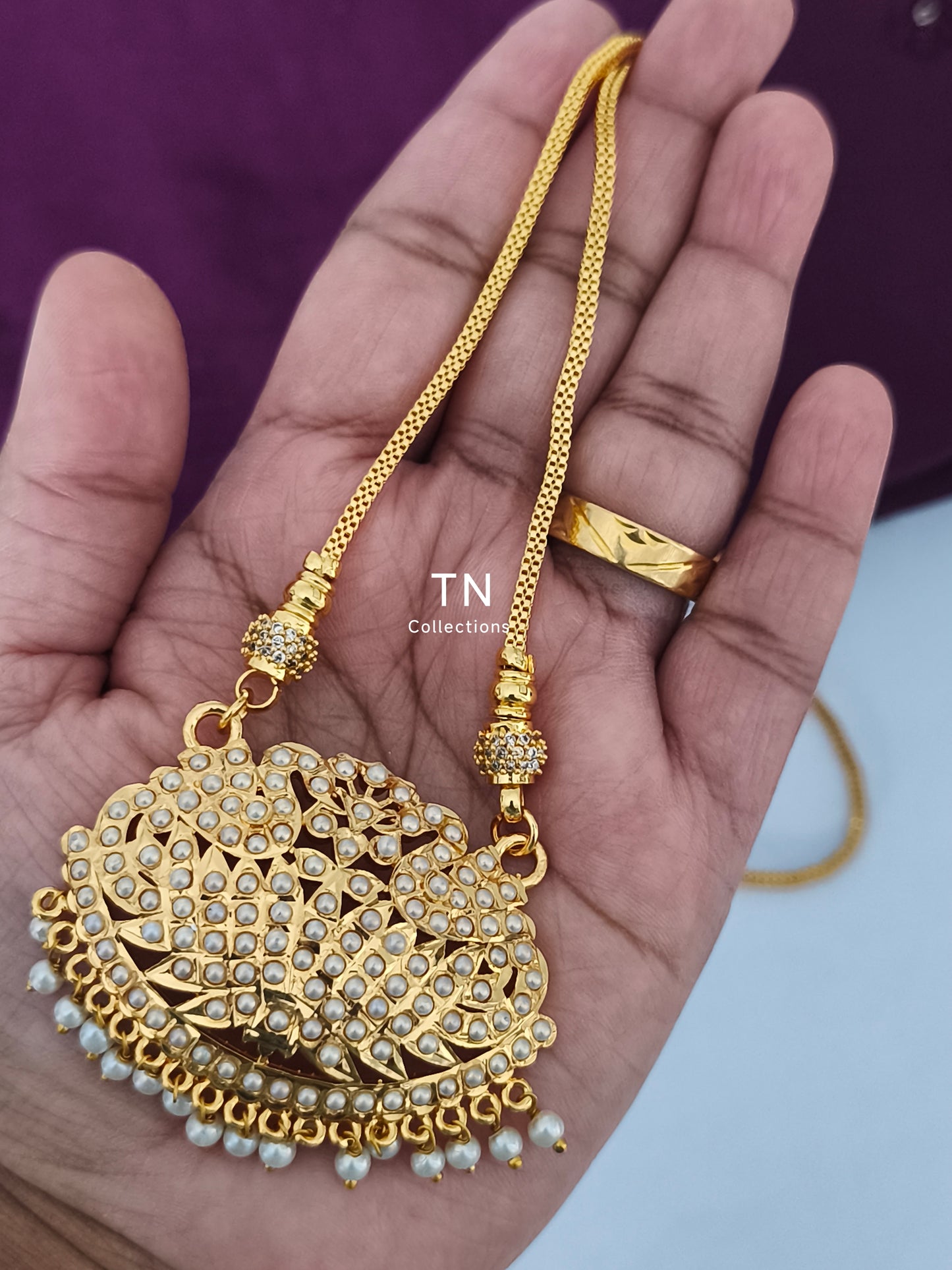 Micro gold plated Pearl Pathakkam with Chain (Full White)