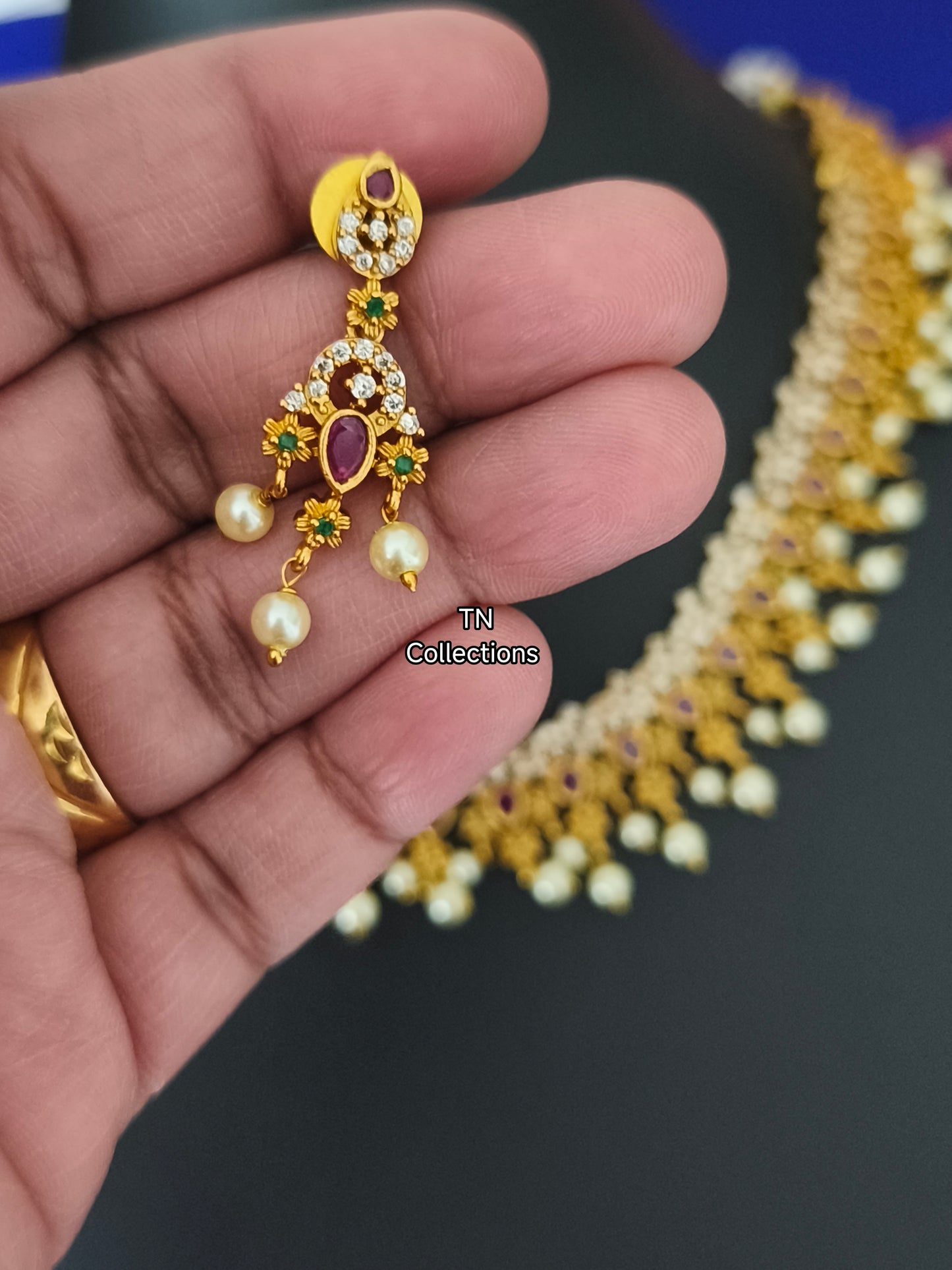 Matte Finish Necklace Set