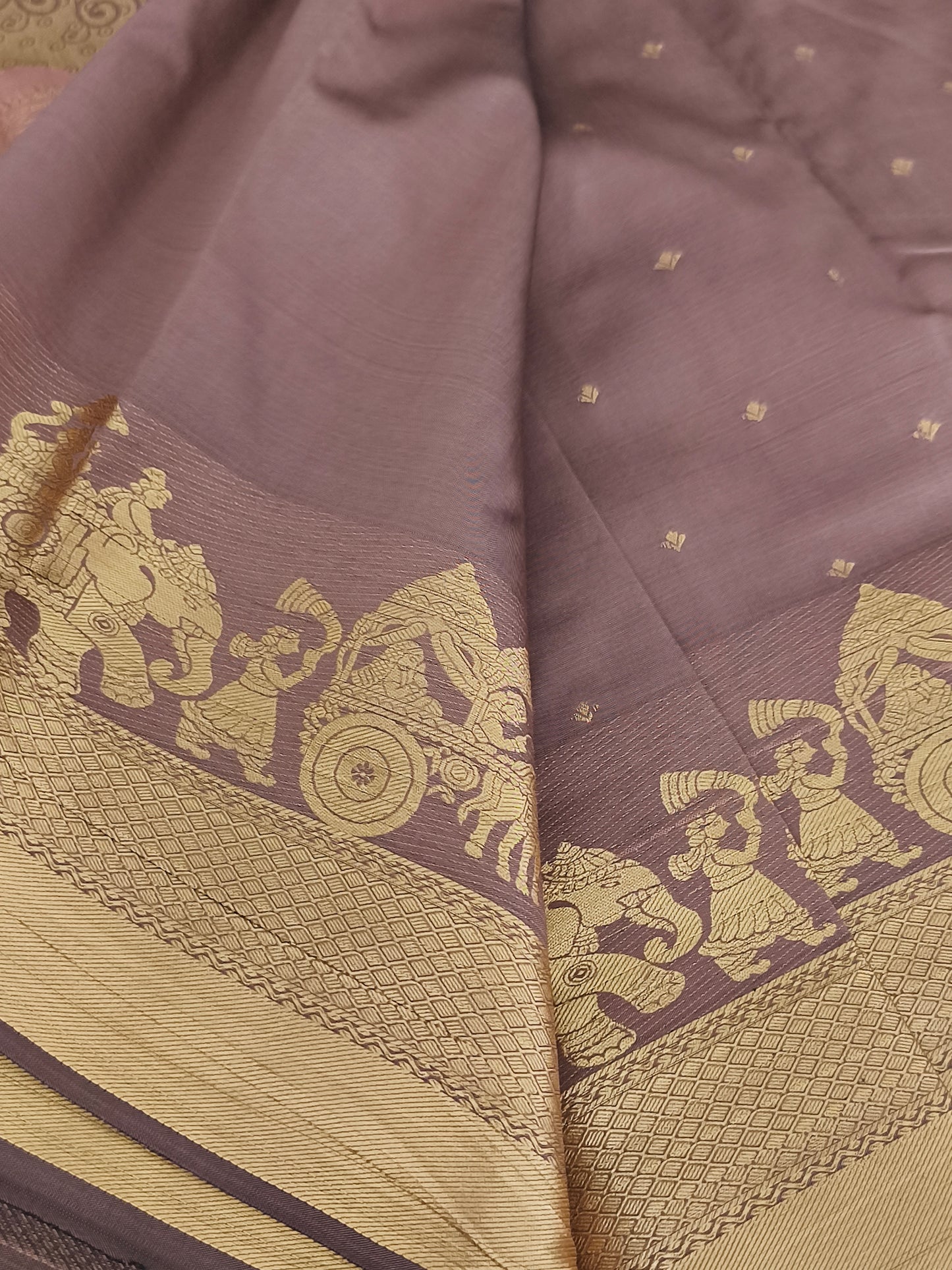 Pallakku Design Soft Silk Saree