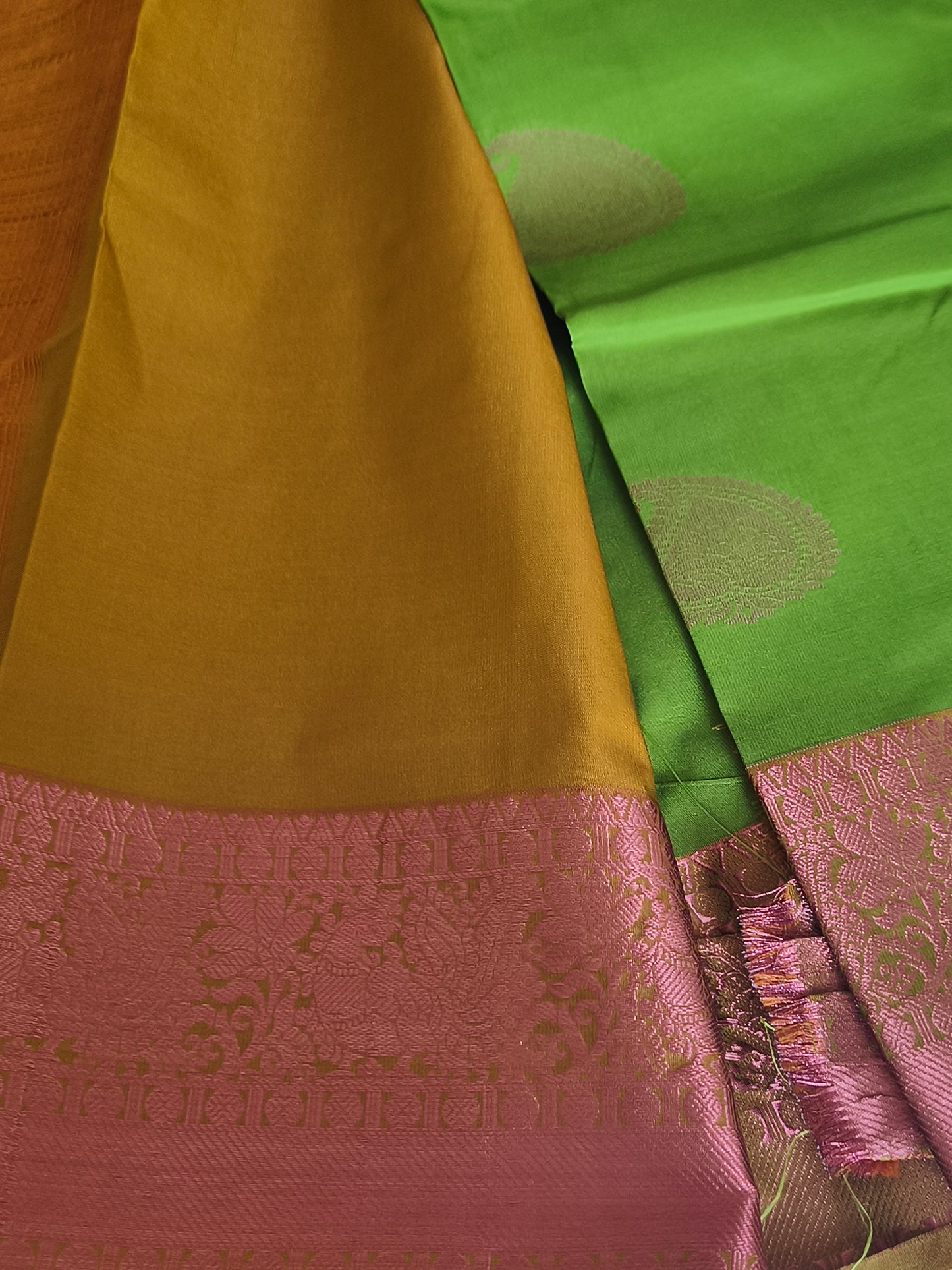 Kanchi Semi silk saree with contrast blouse and pallu.