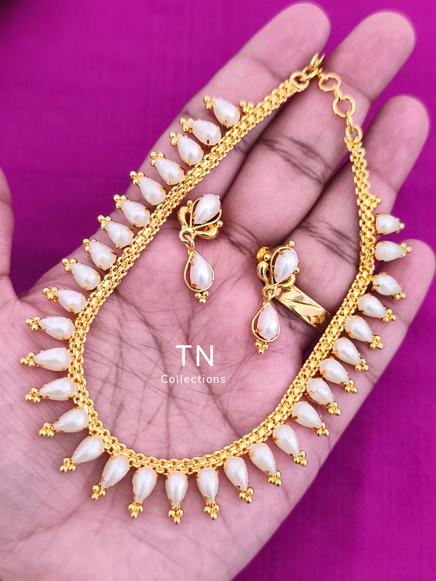 Gold plated Pearl Necklace with earrings