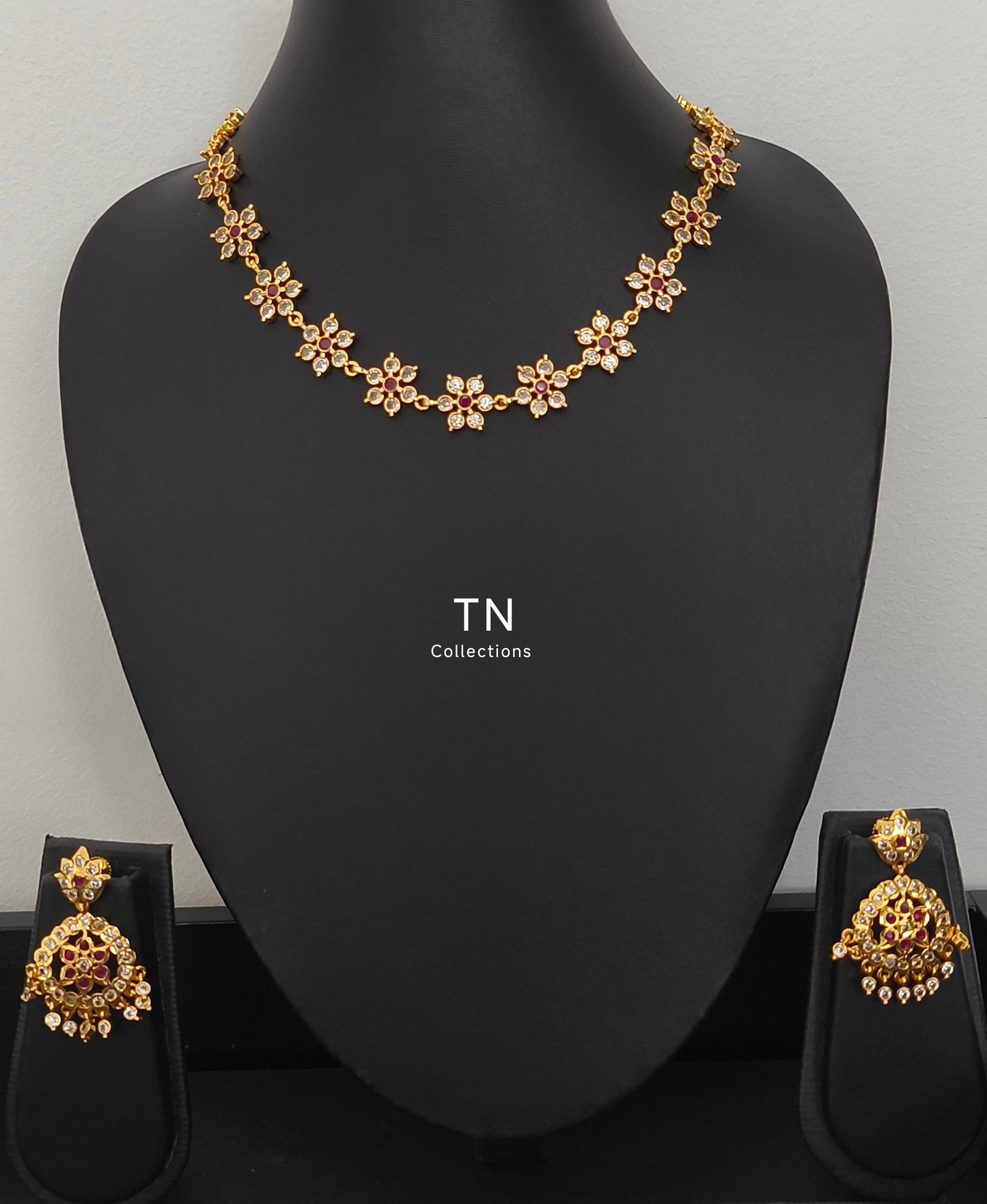 Gold Finish Flower Design Necklace