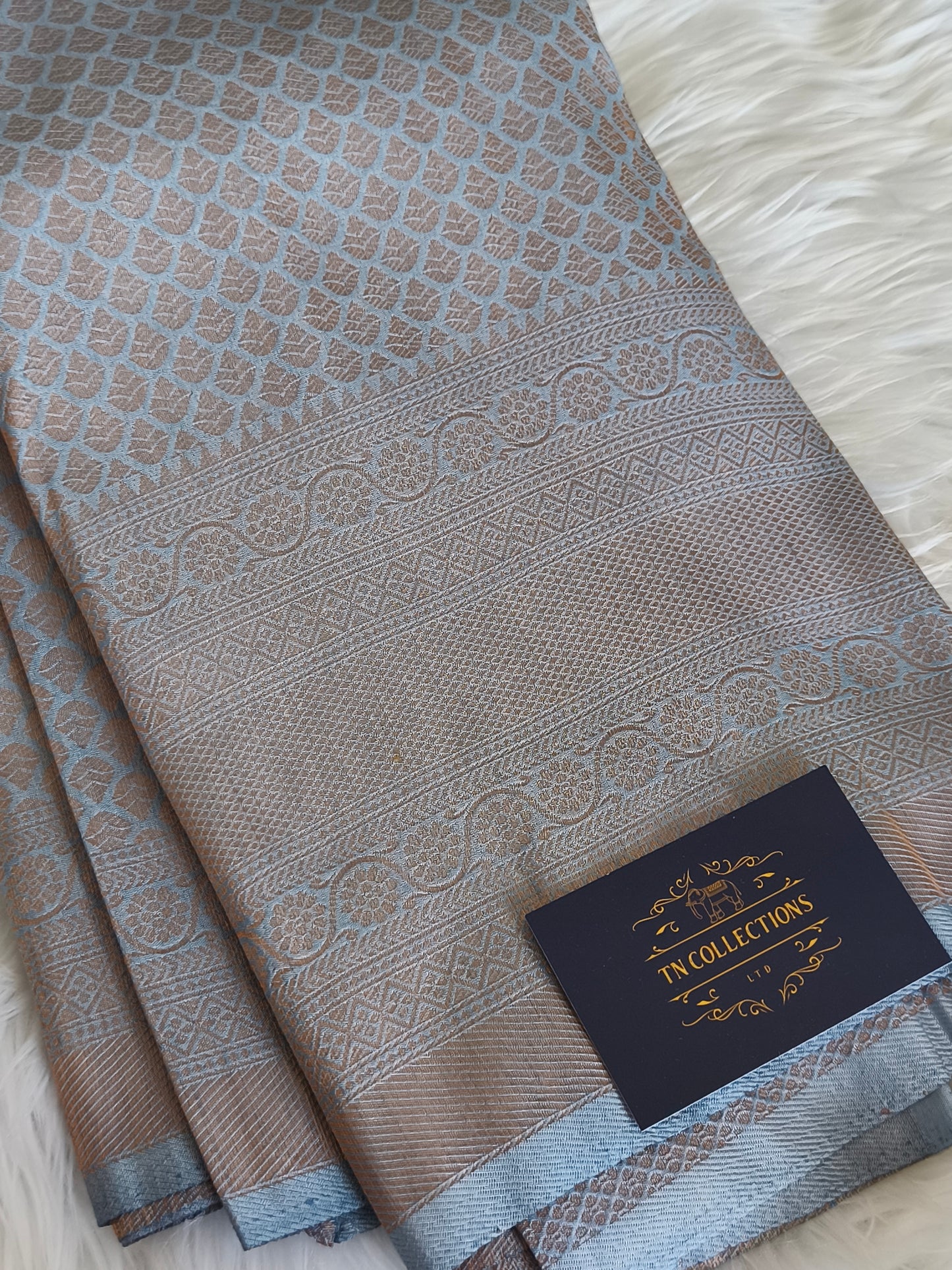 Soft Kubera Pattu Saree with running blouse and rich pallu