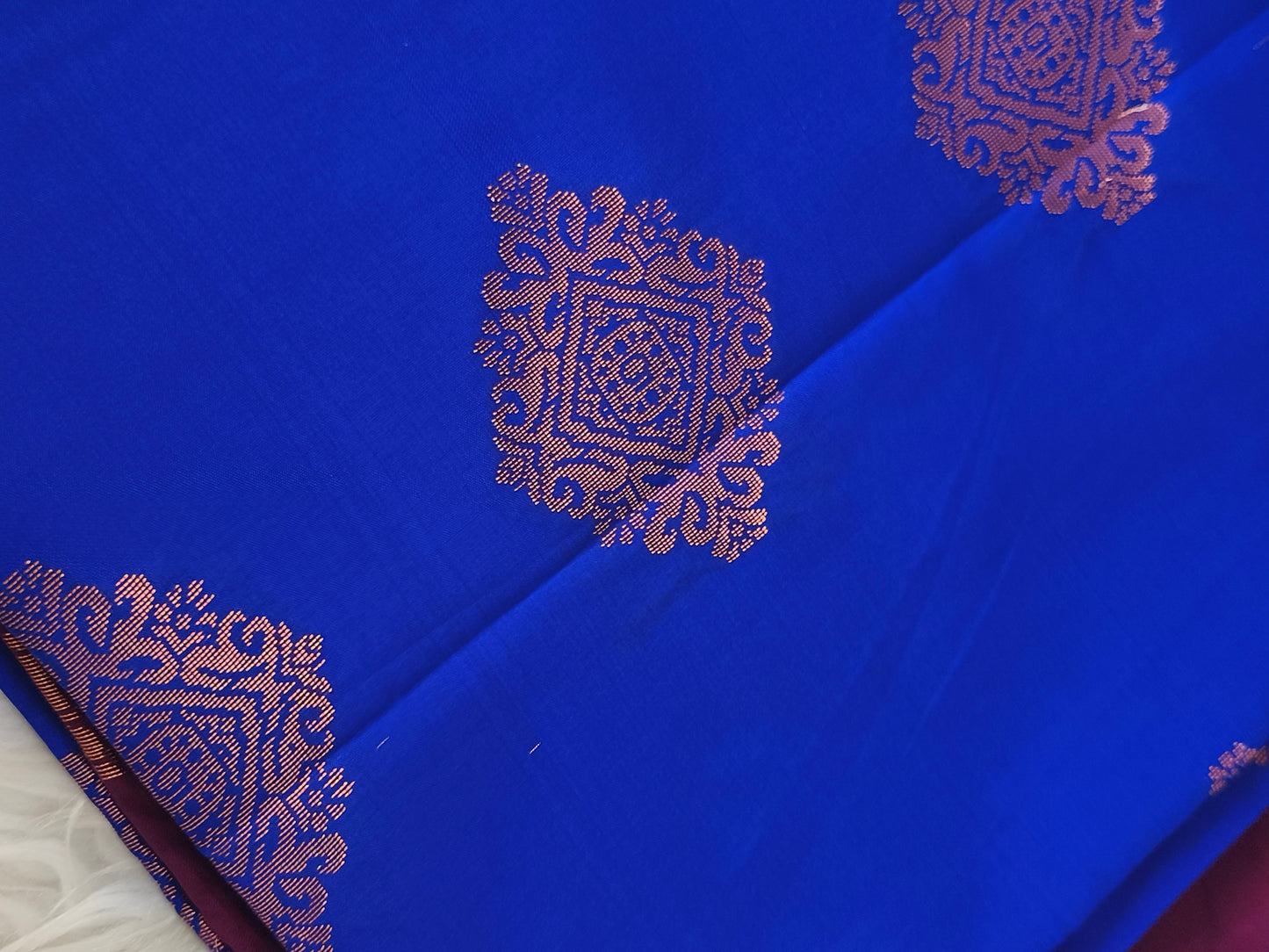 Border less Soft Silk Saree