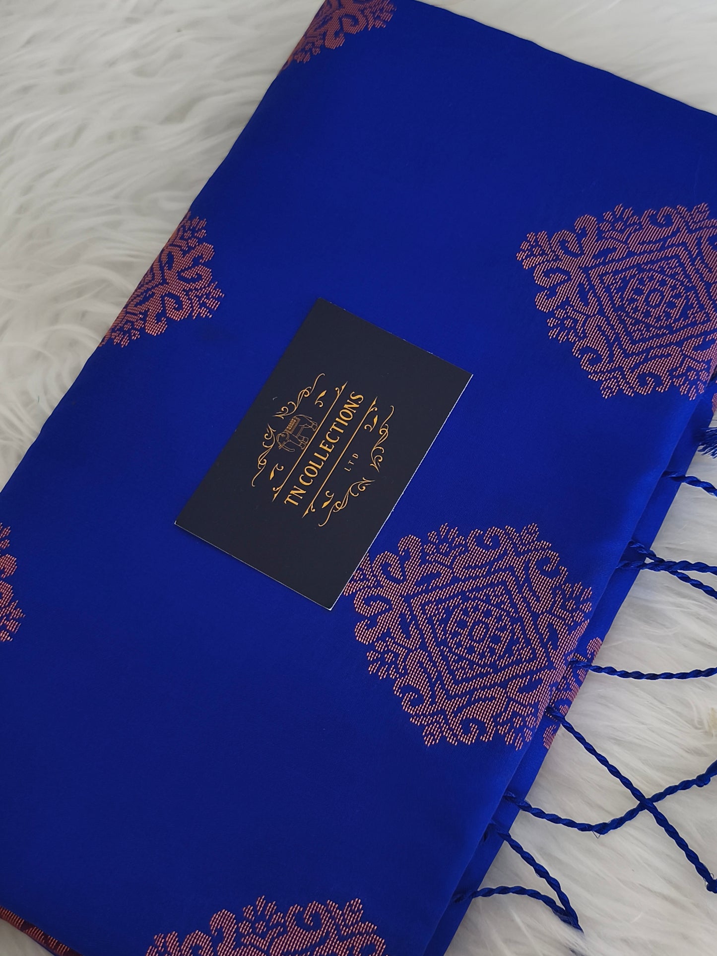 Border less Soft Silk Saree