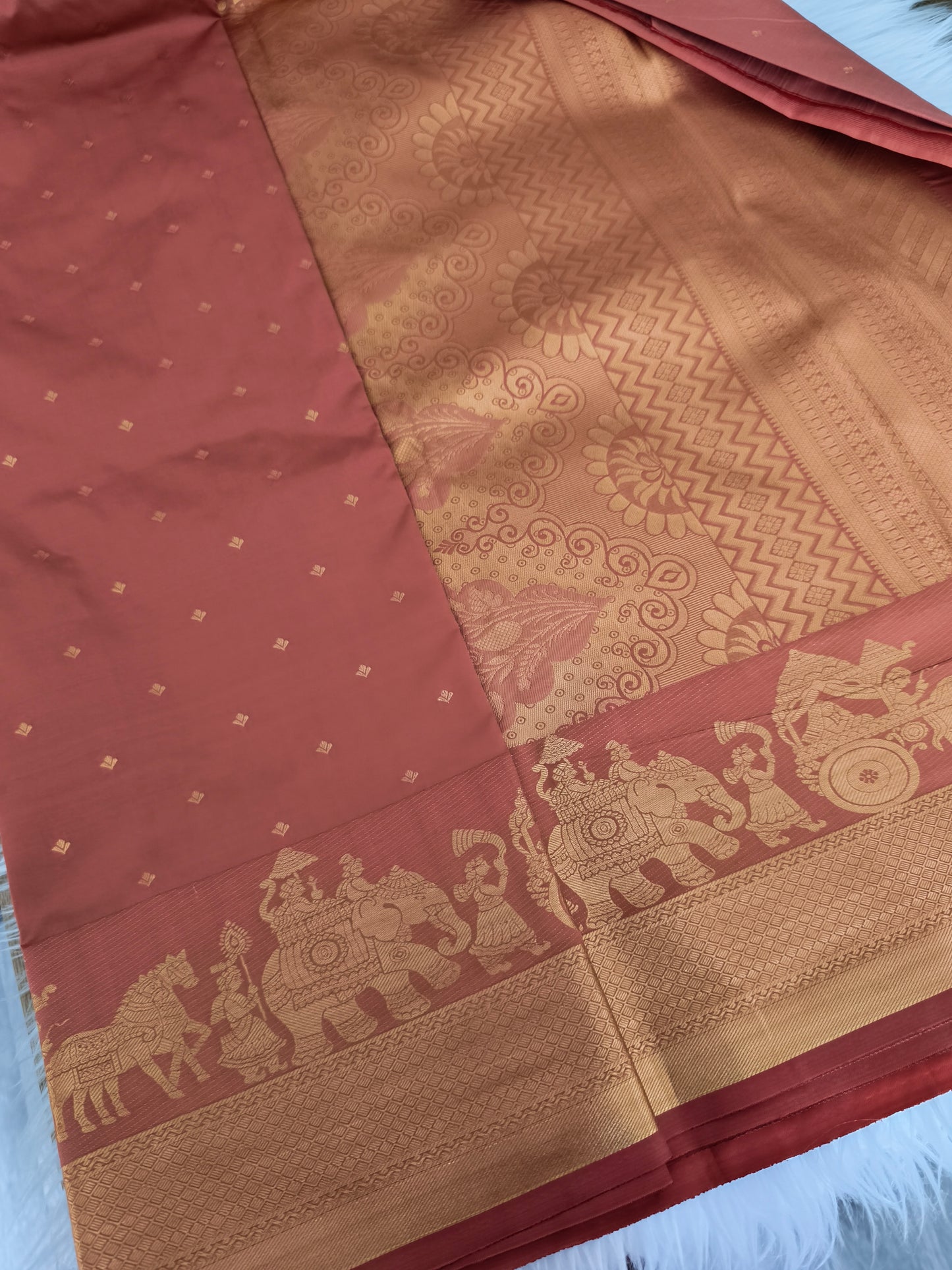 Pallakku Design Soft Silk Saree