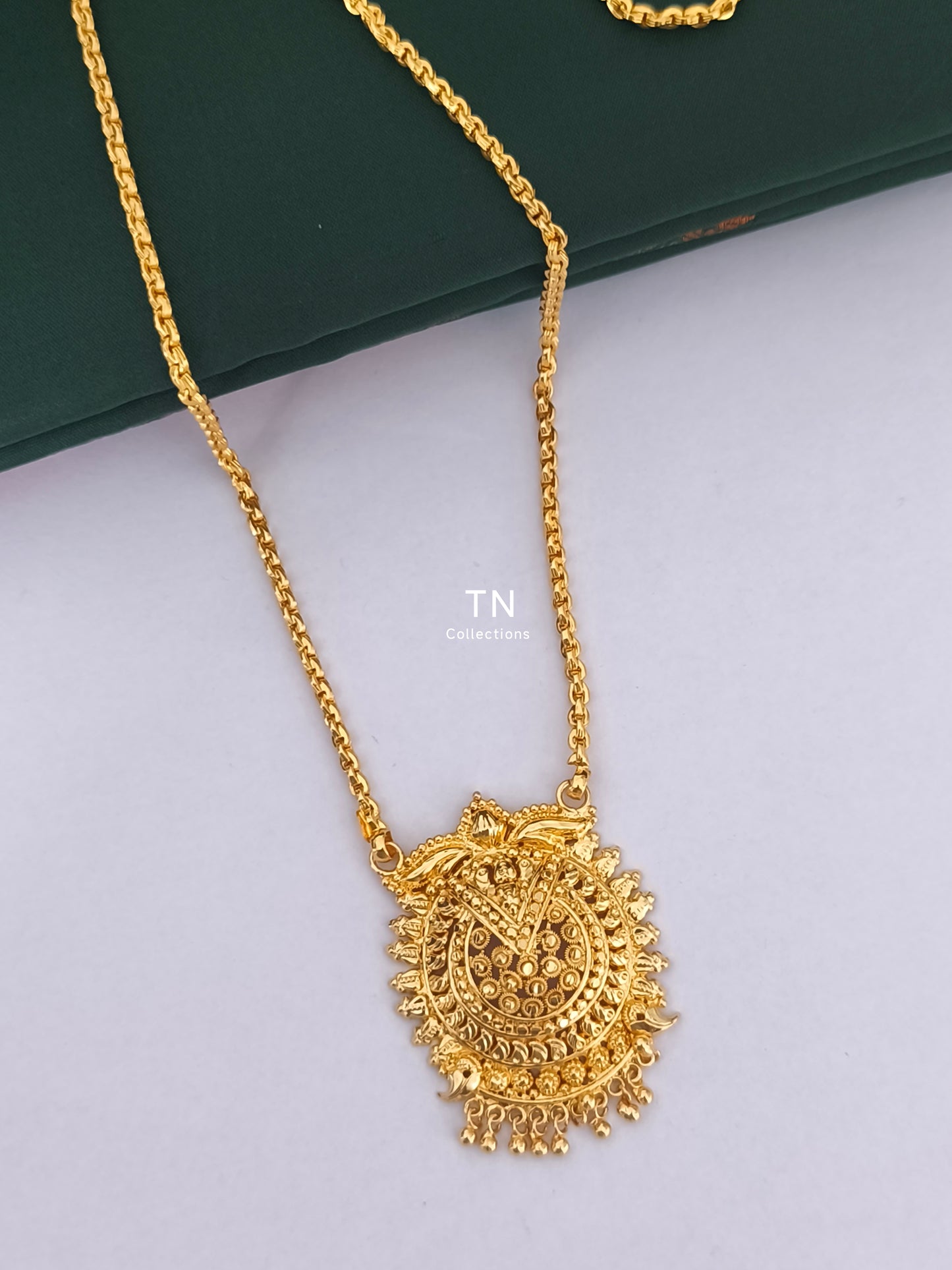 Gold plated Chain with Pendant