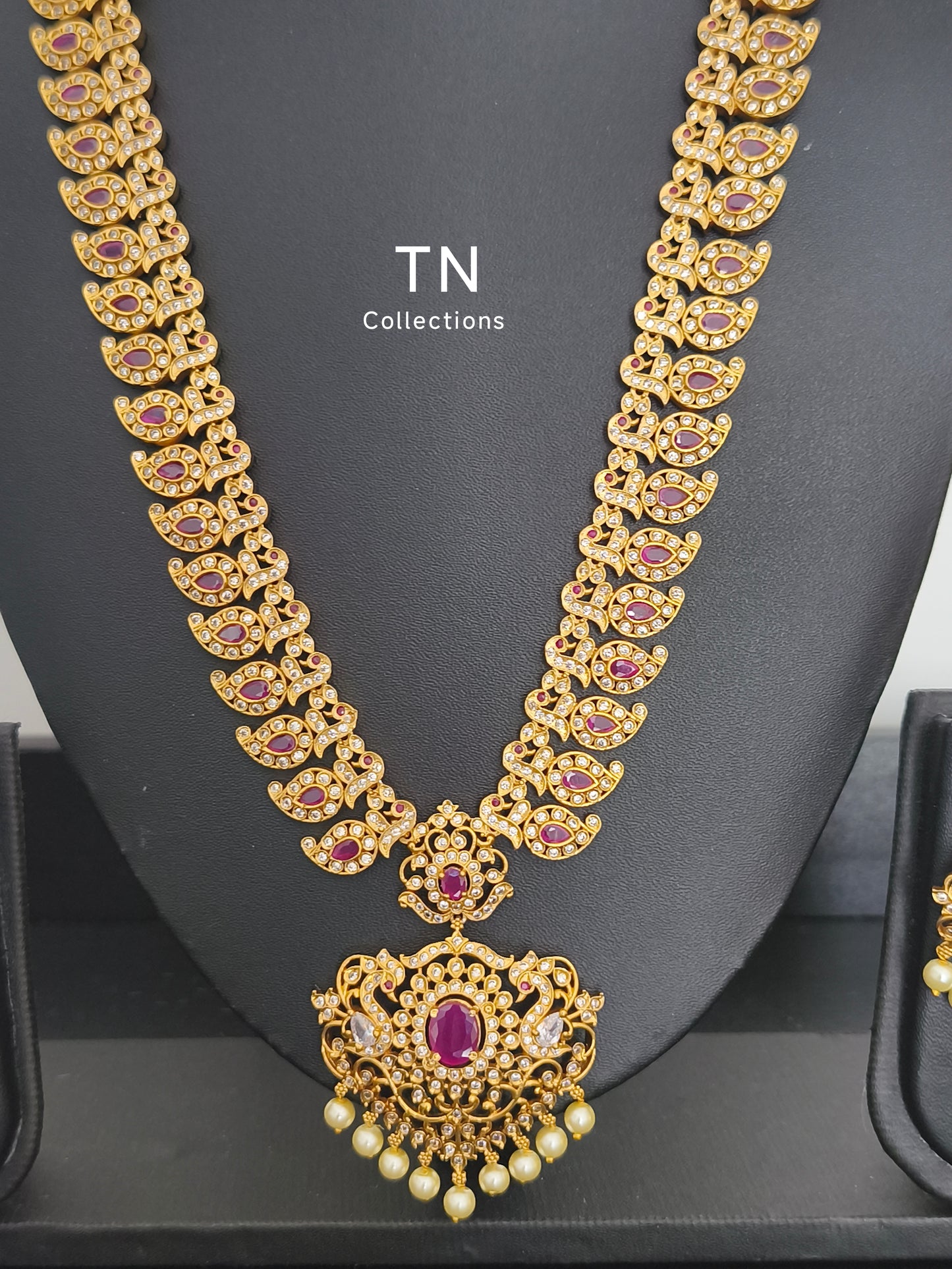 Matte gold Ruby Long Haram with earrings