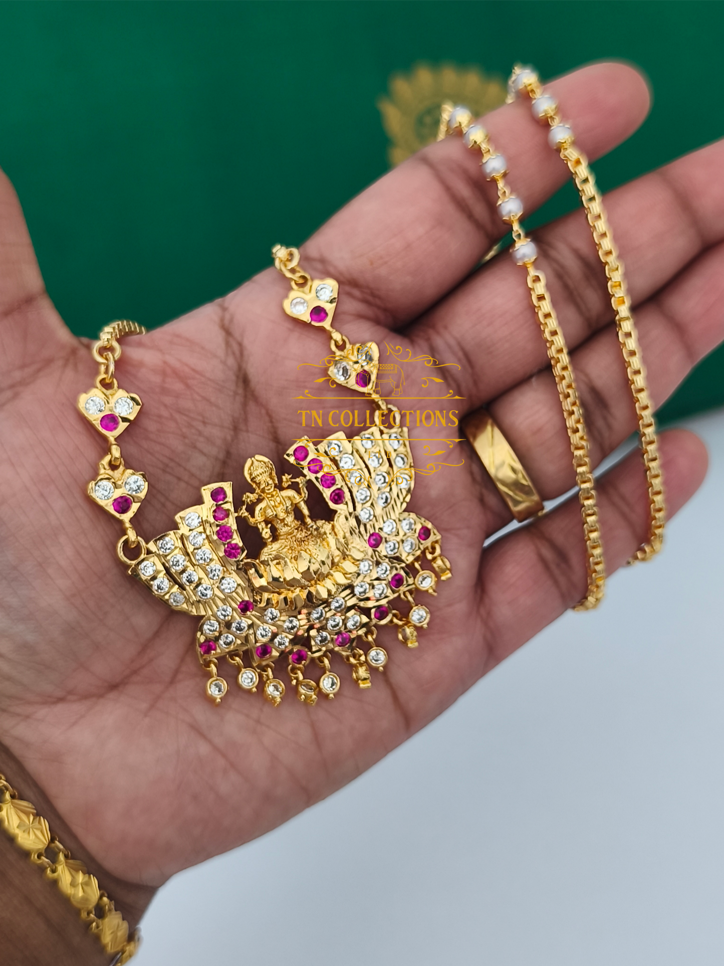 Micro Gold-Plated Traditional Pathakkam with pearl chain