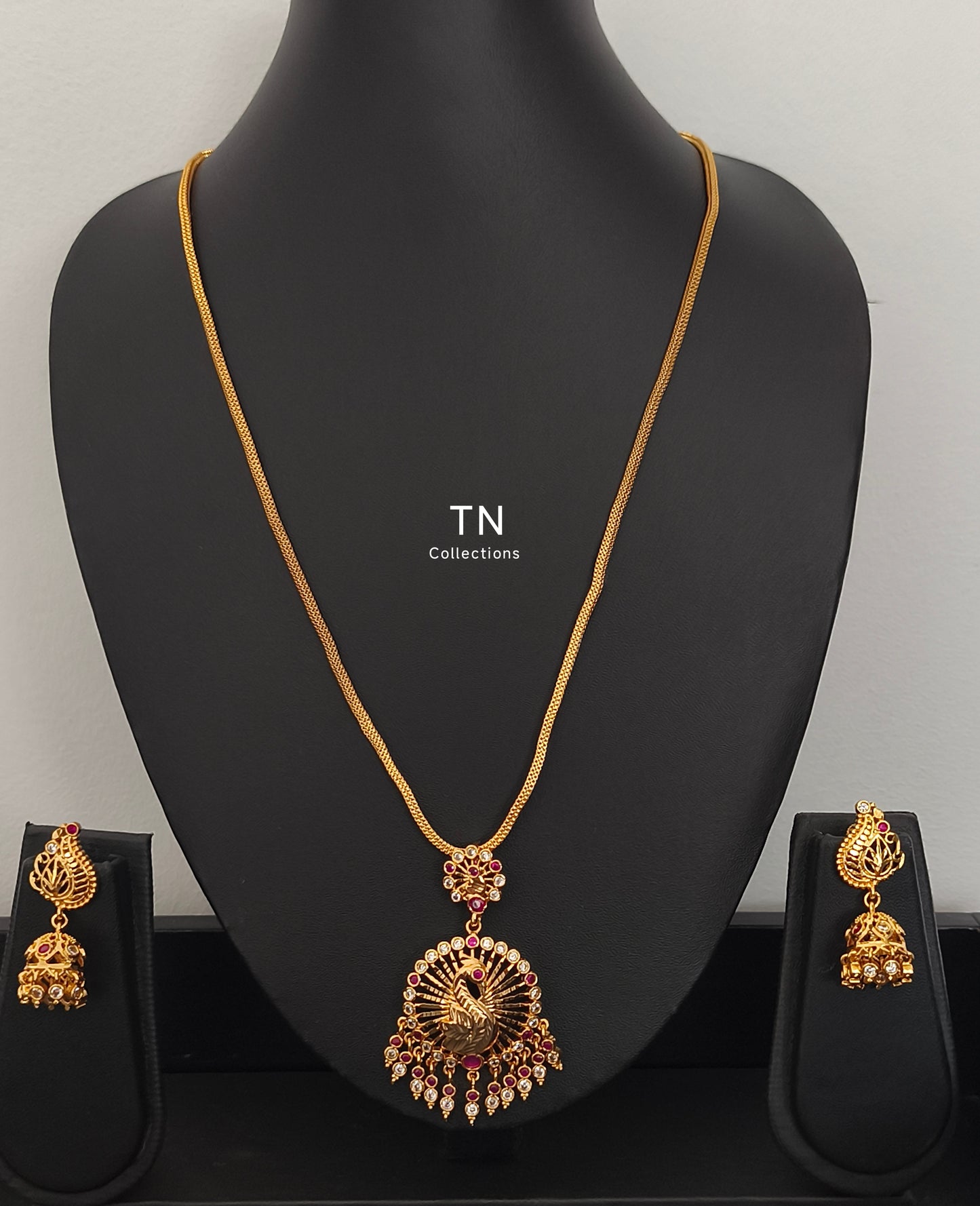 Micro gold plated Chain with Pendant