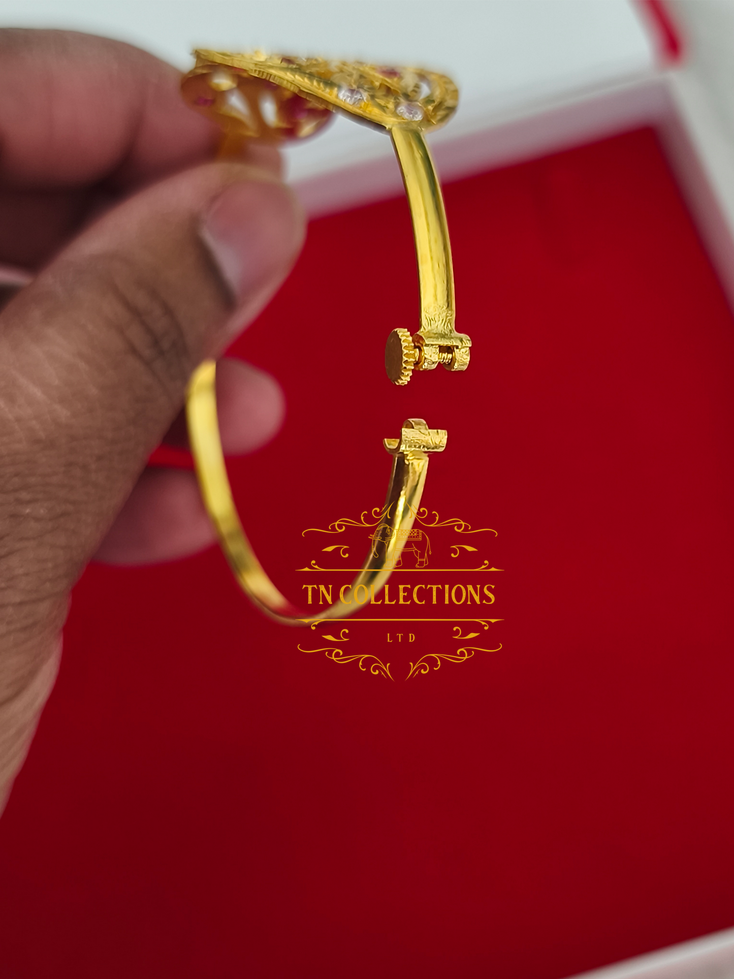 22ct Gold Plated Traditional Screw Bangle ( 🎀Bow Design)