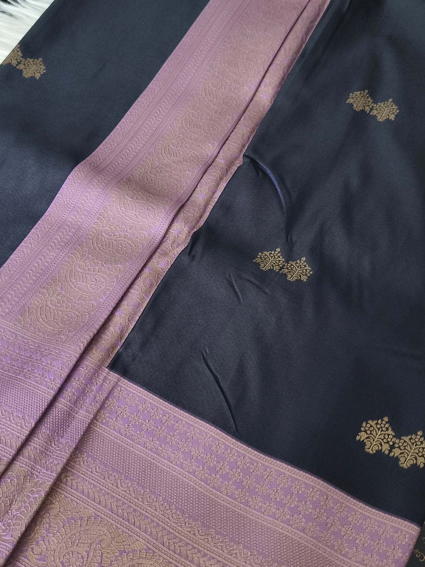 Kanchi Soft Silk Saree with contrast blouse and rich pallu Navy blue with lavender