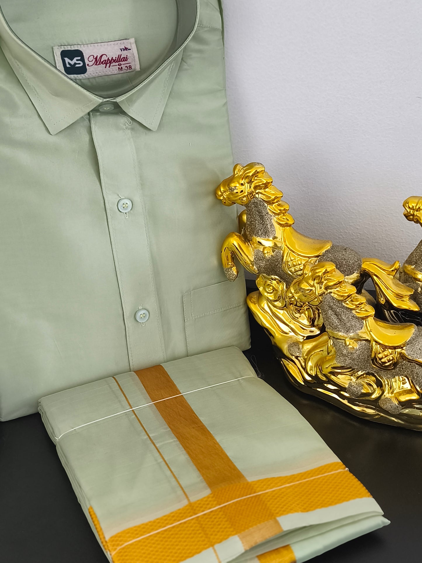 Men's veshti shirt (Size 38)