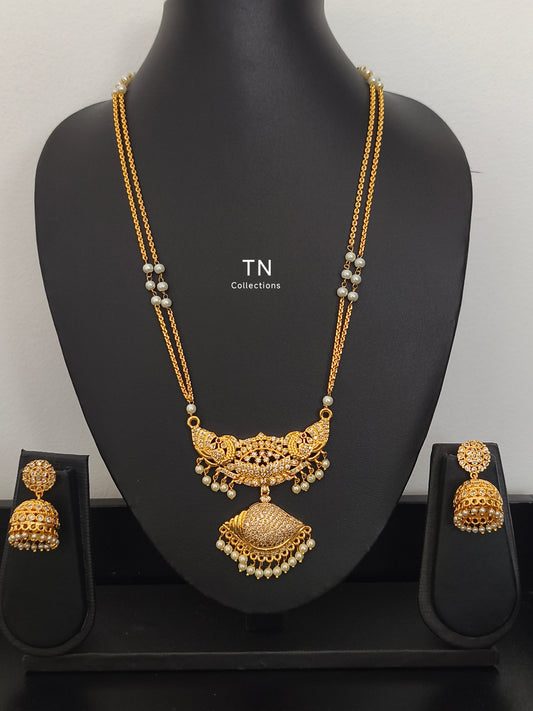 Unique Micro gold plated Pathakkam with pearl chain