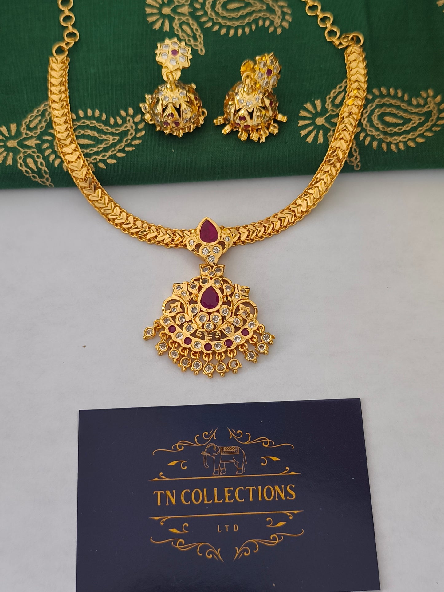 Micro gold Necklace Set (Attiyal)