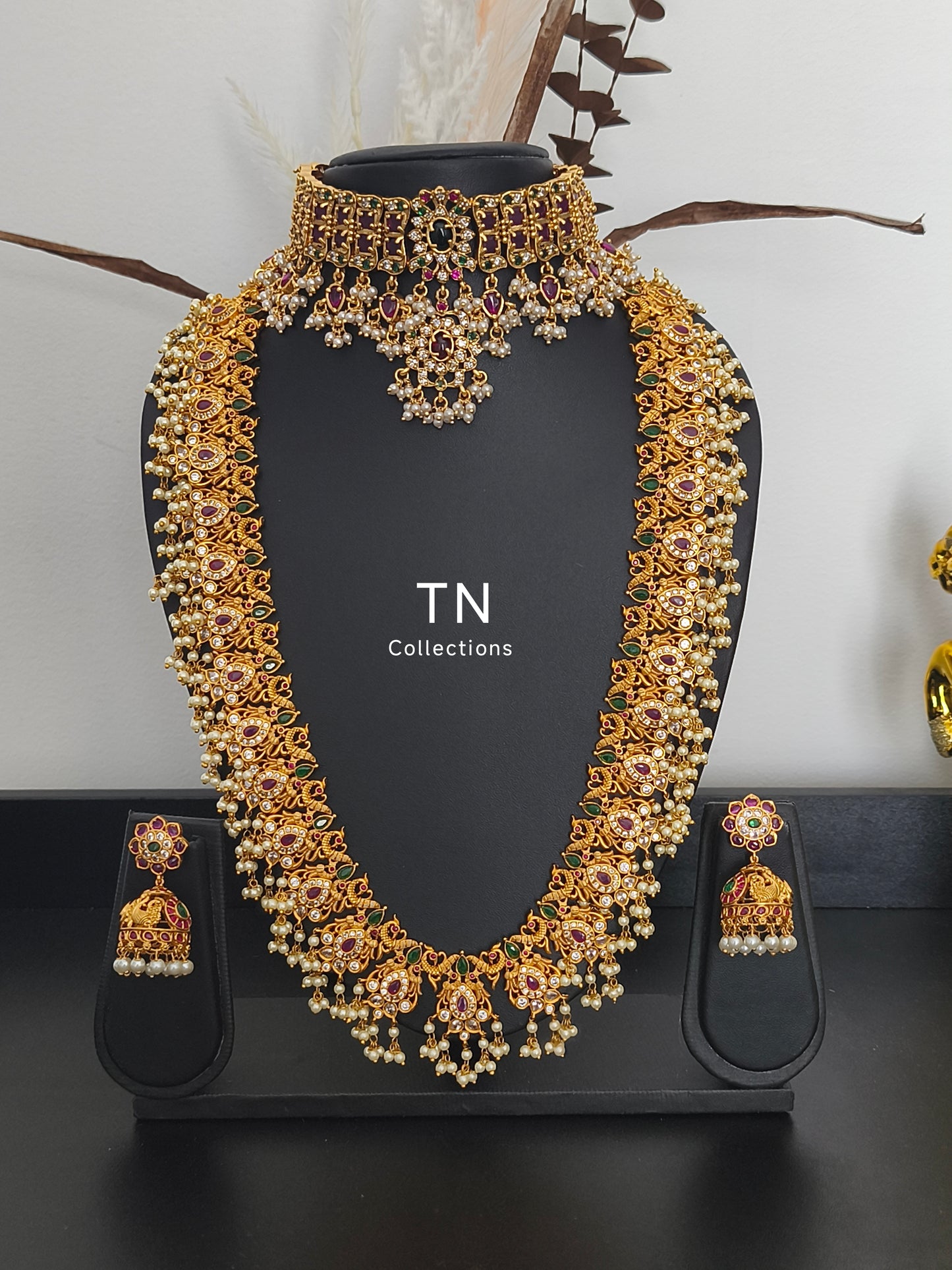Stunning Matte Finish Semi Bridal Set