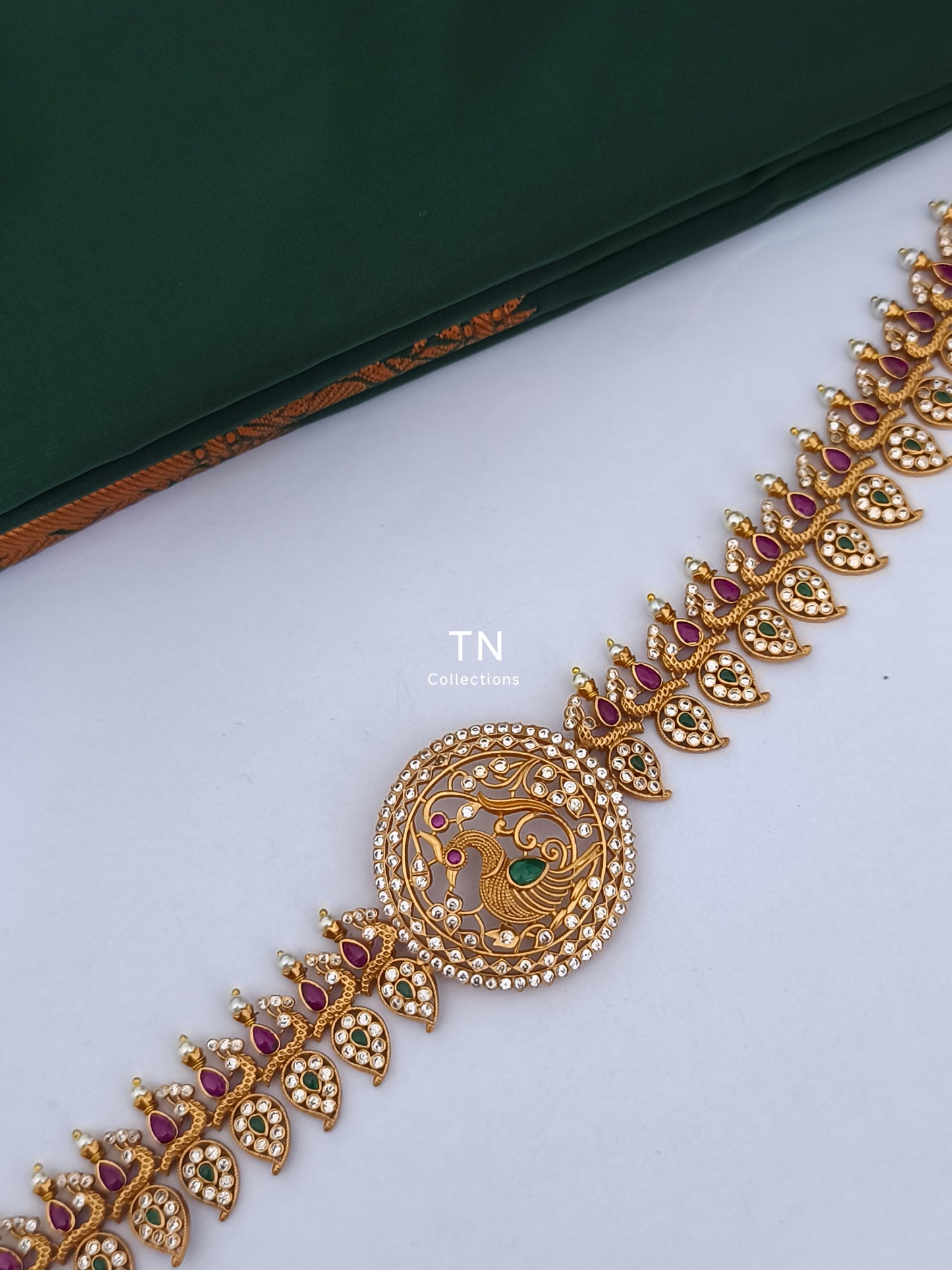 Matte Finish Kemp Stone Hip Chain