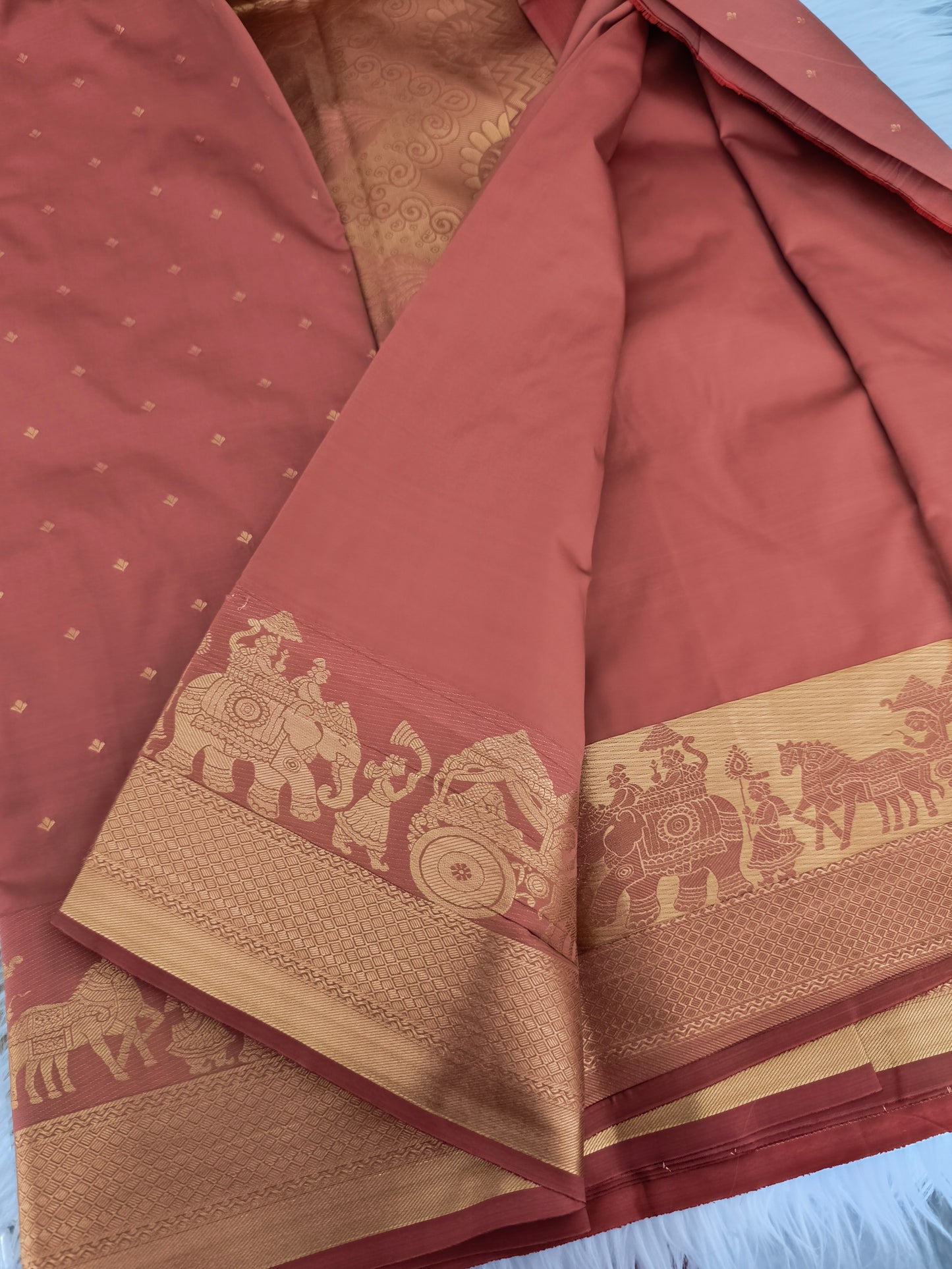 Pallakku Design Soft Silk Saree