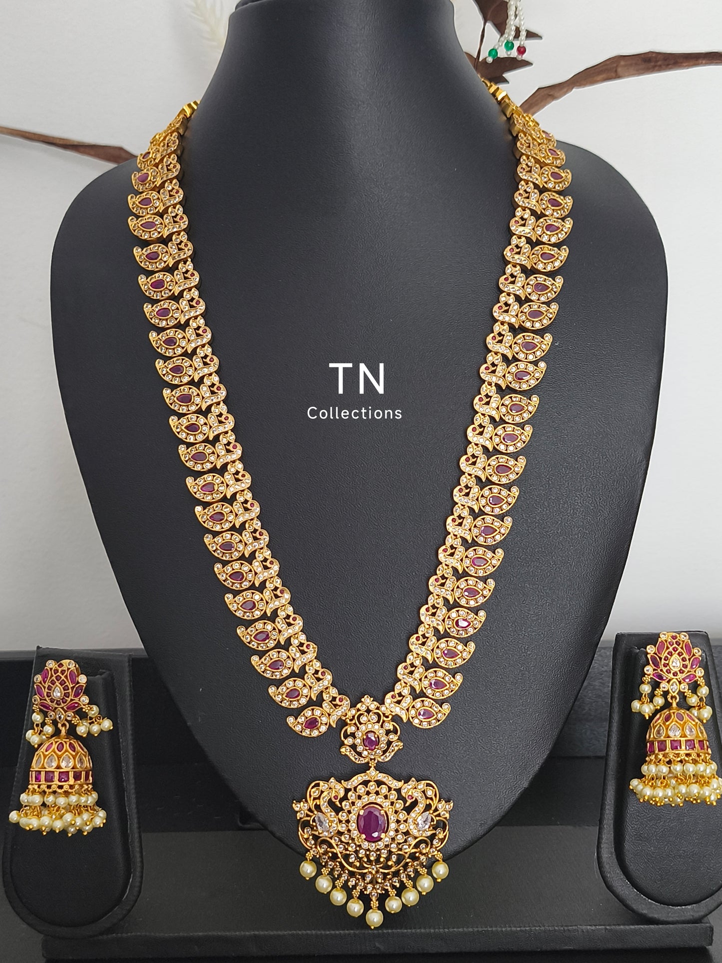 Matte gold Ruby Long Haram with earrings