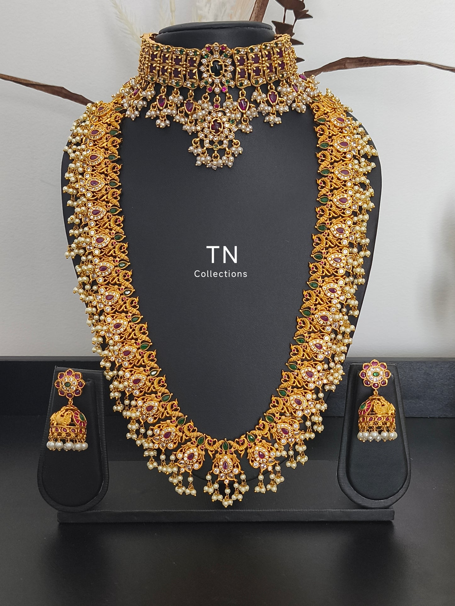 Stunning Matte Finish Semi Bridal Set