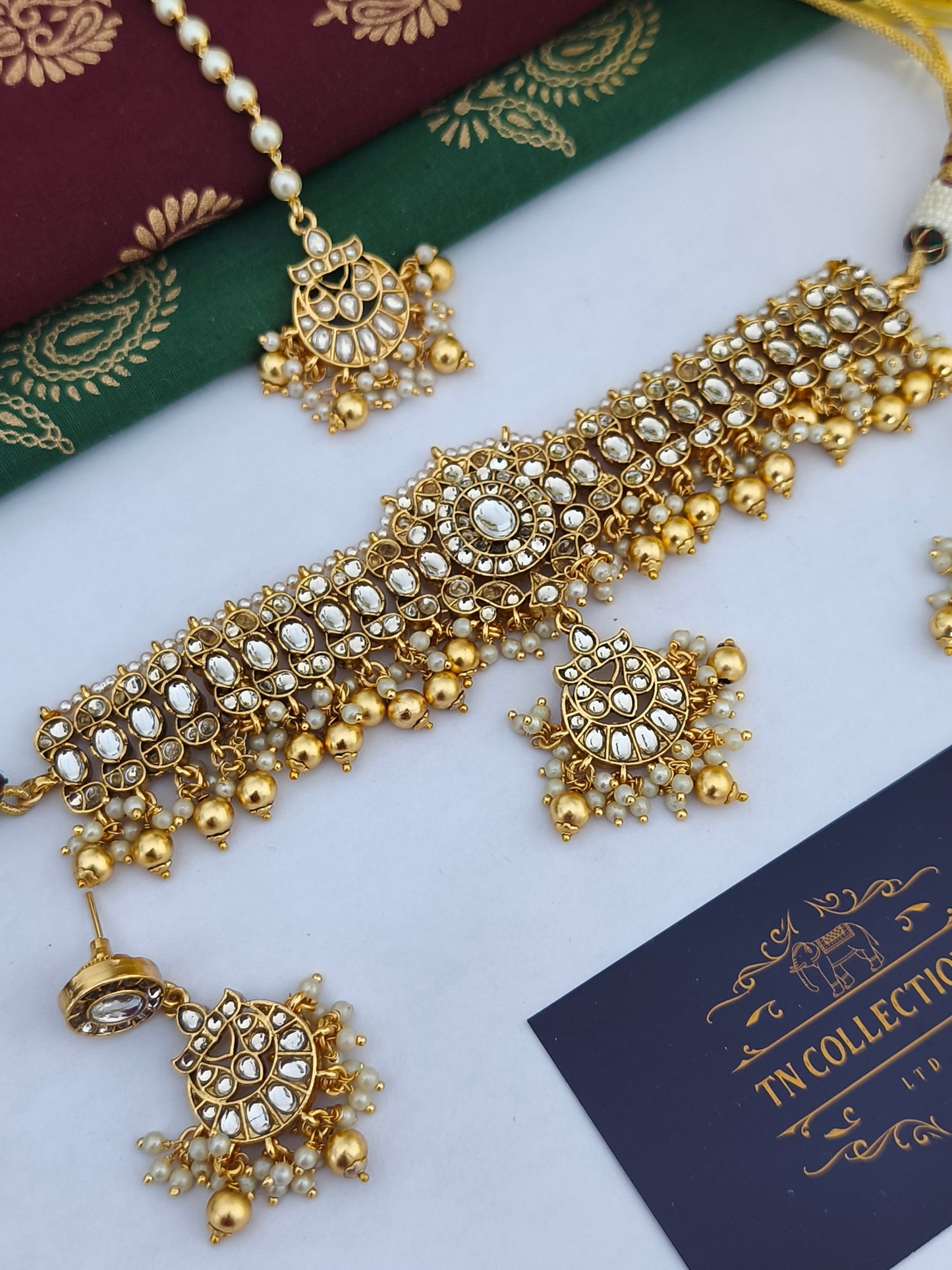 Antique Real kundan Stone Choker