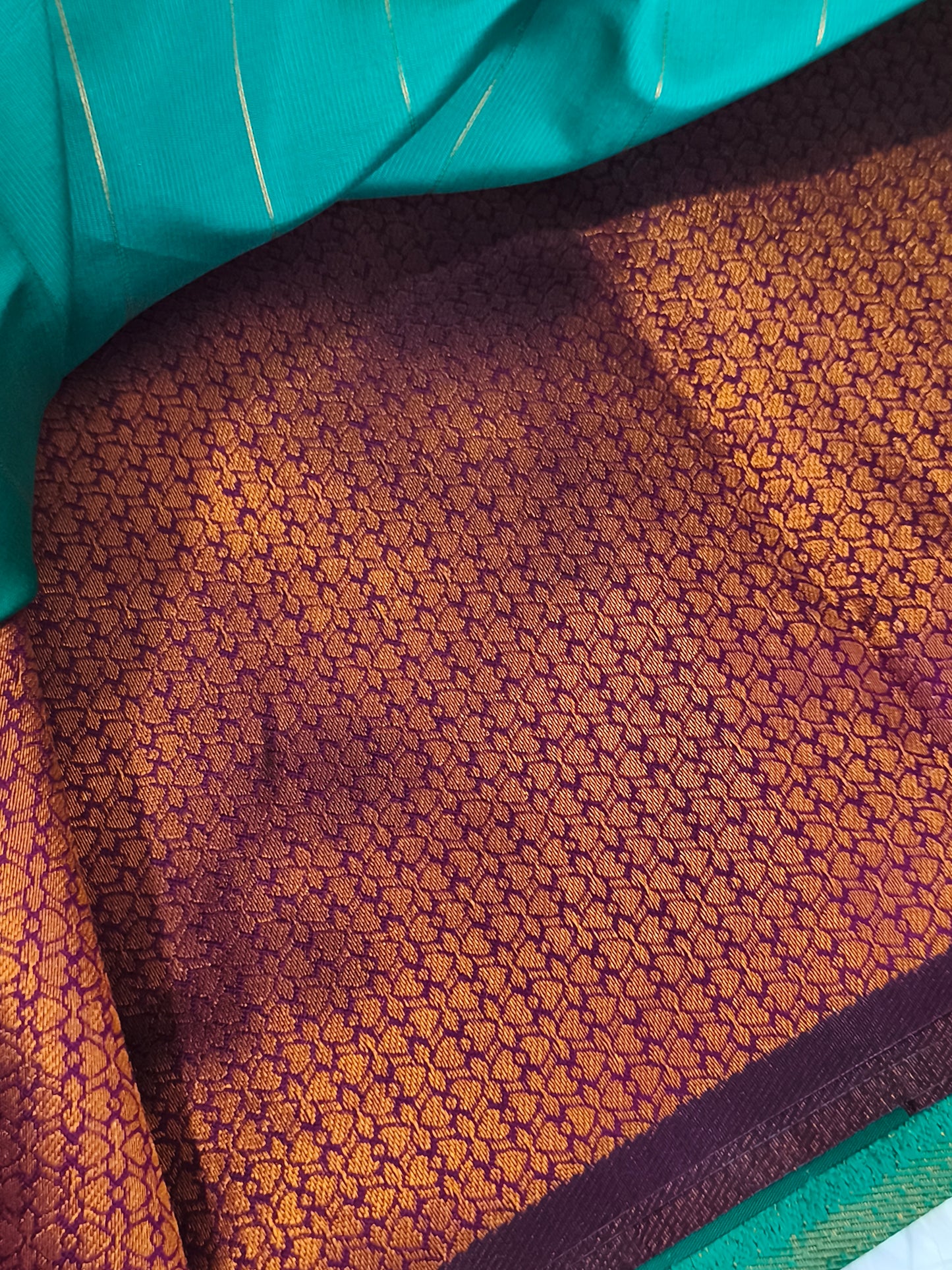 Kachi Semi silk saree (Green)
