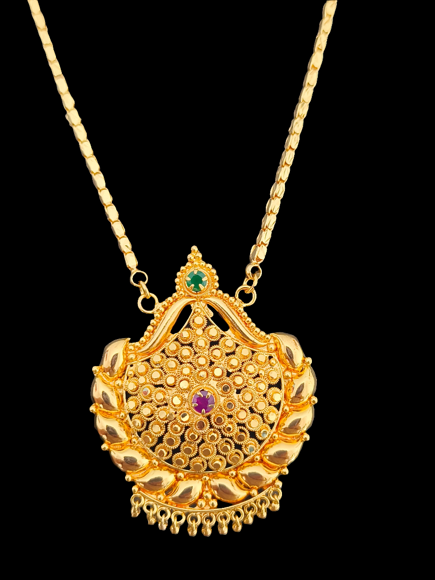 Micro gold Chain with Pendant