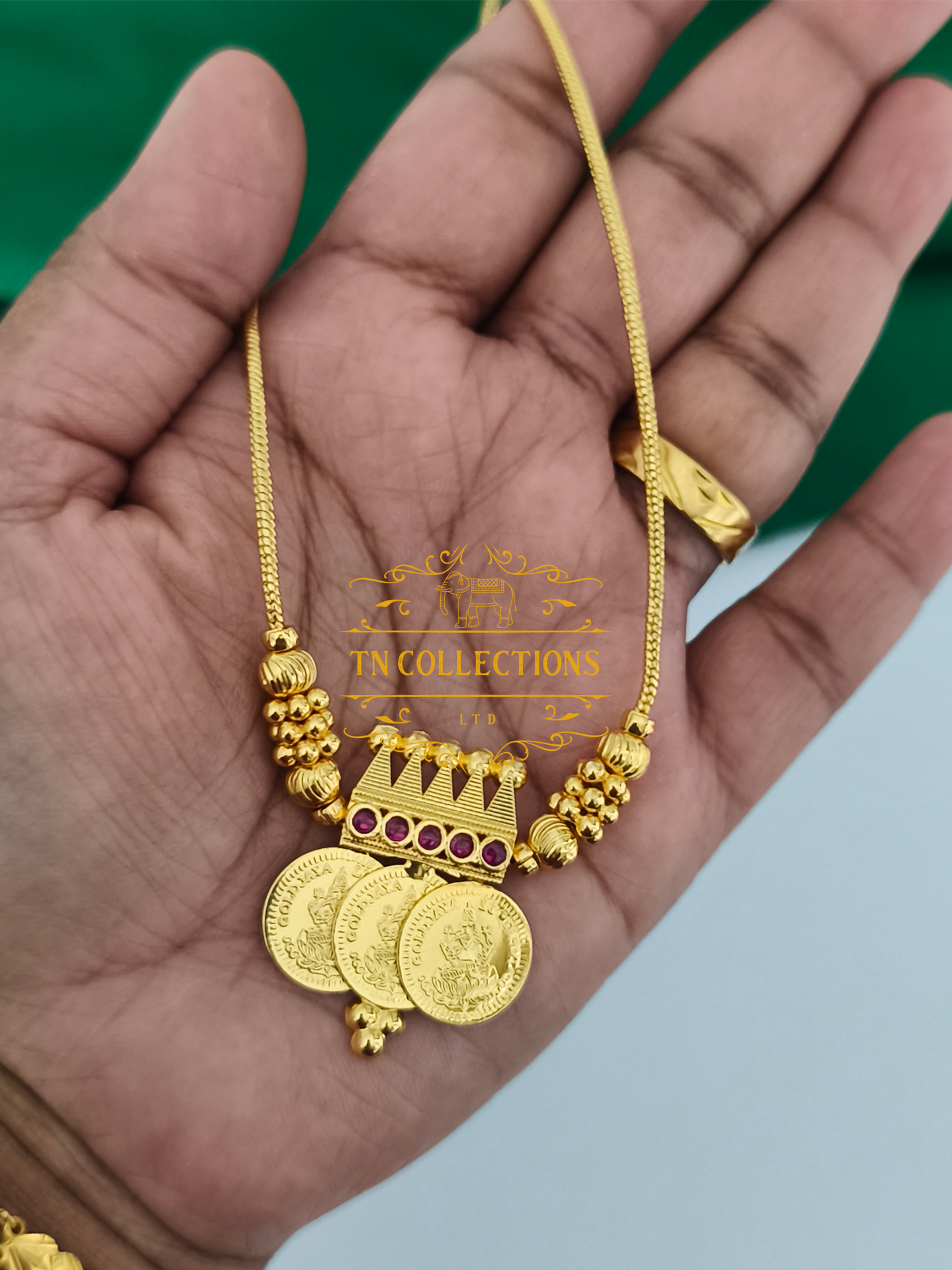 Micro Gold-Plated Simple coin Necklace